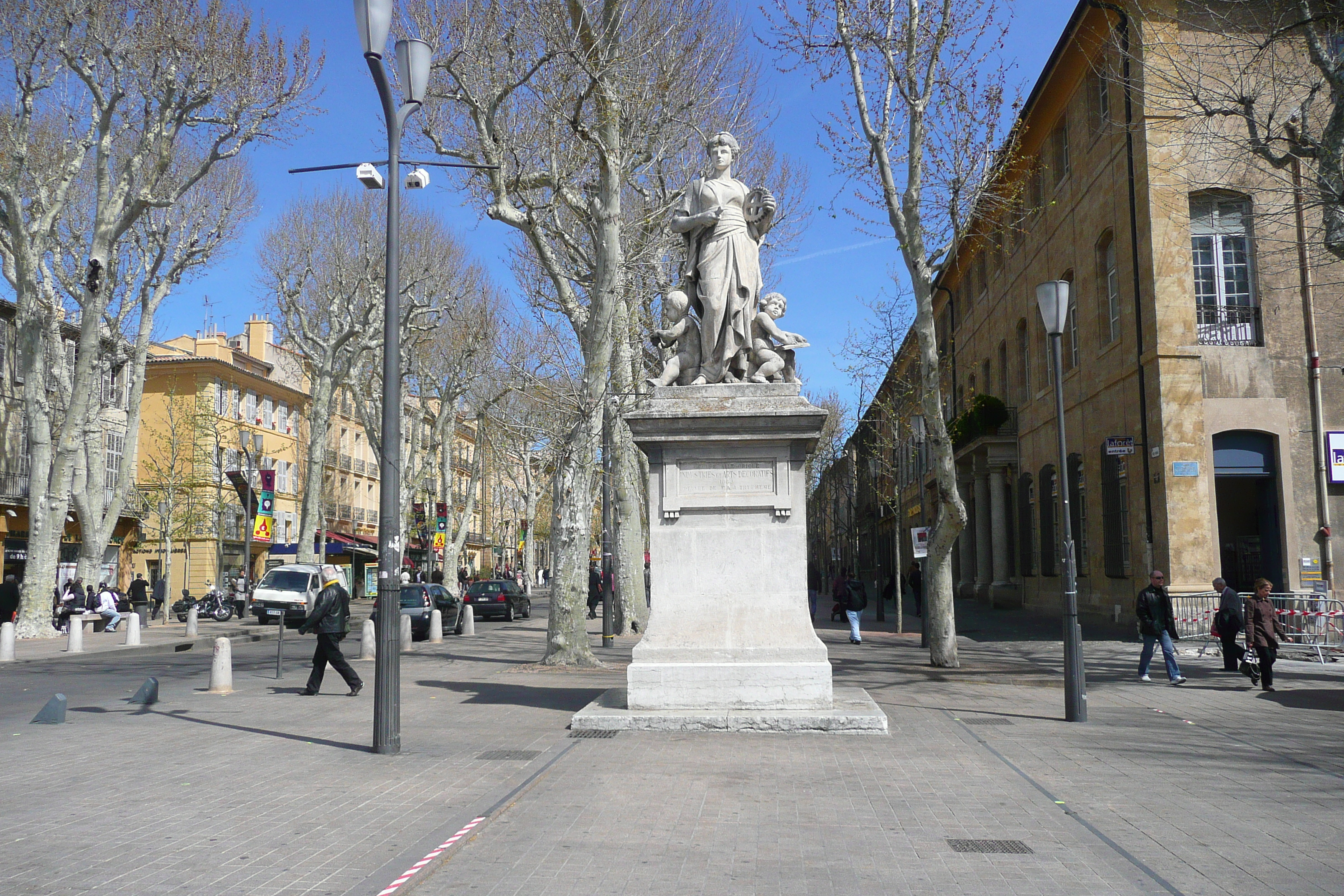 Picture France Aix en Provence Cours Mirabeau 2008-04 4 - Around Cours Mirabeau