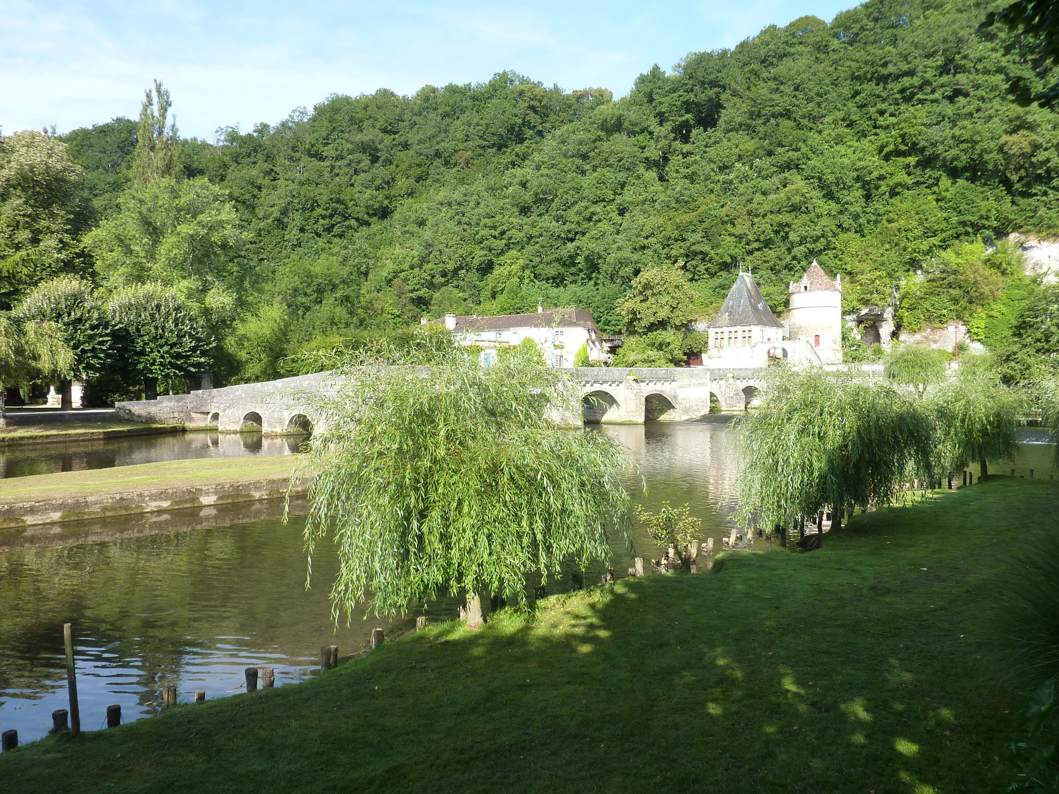 Picture France Brantome 2009-07 33 - History Brantome