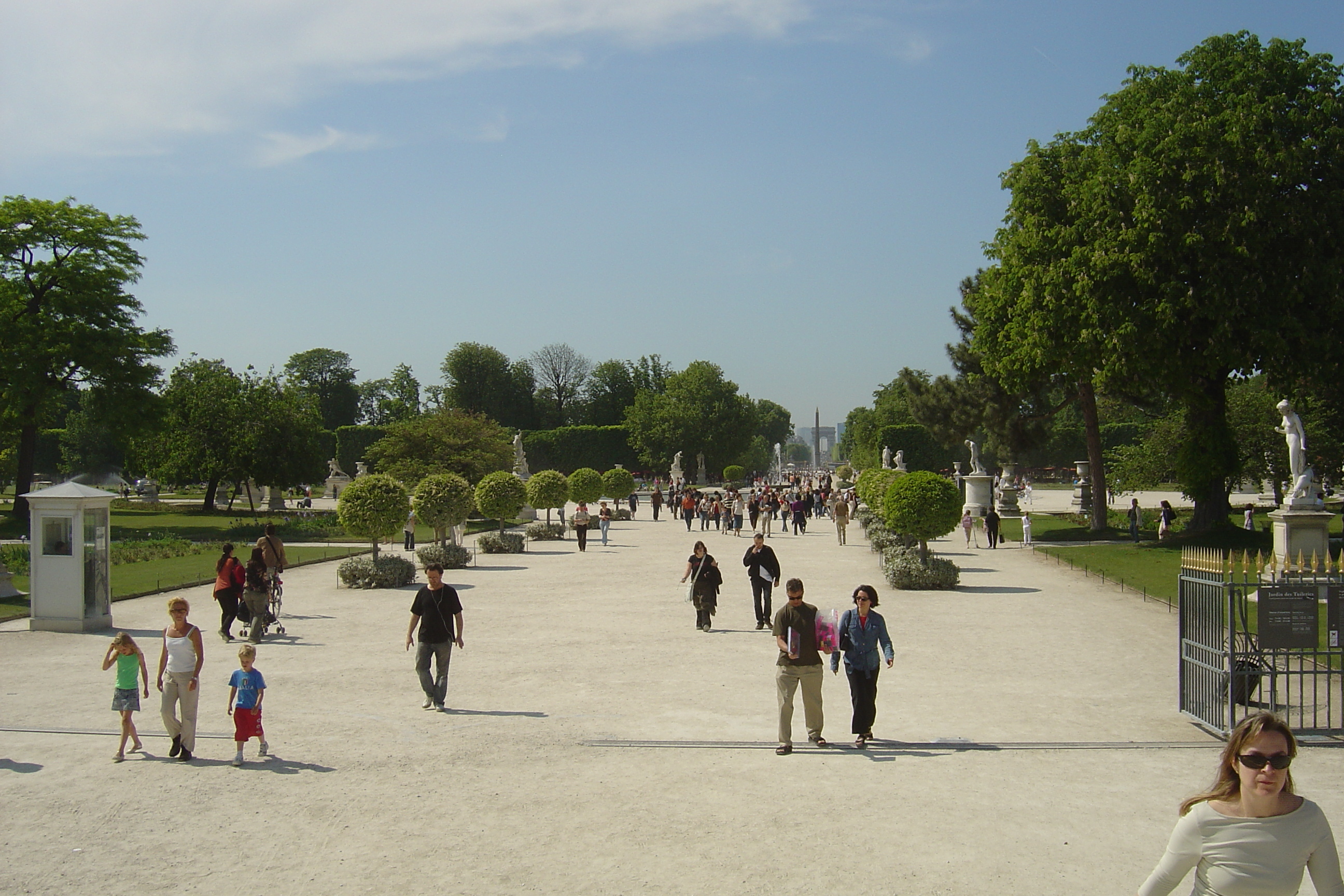 Picture France Paris Garden of Tuileries 2007-05 145 - Tour Garden of Tuileries