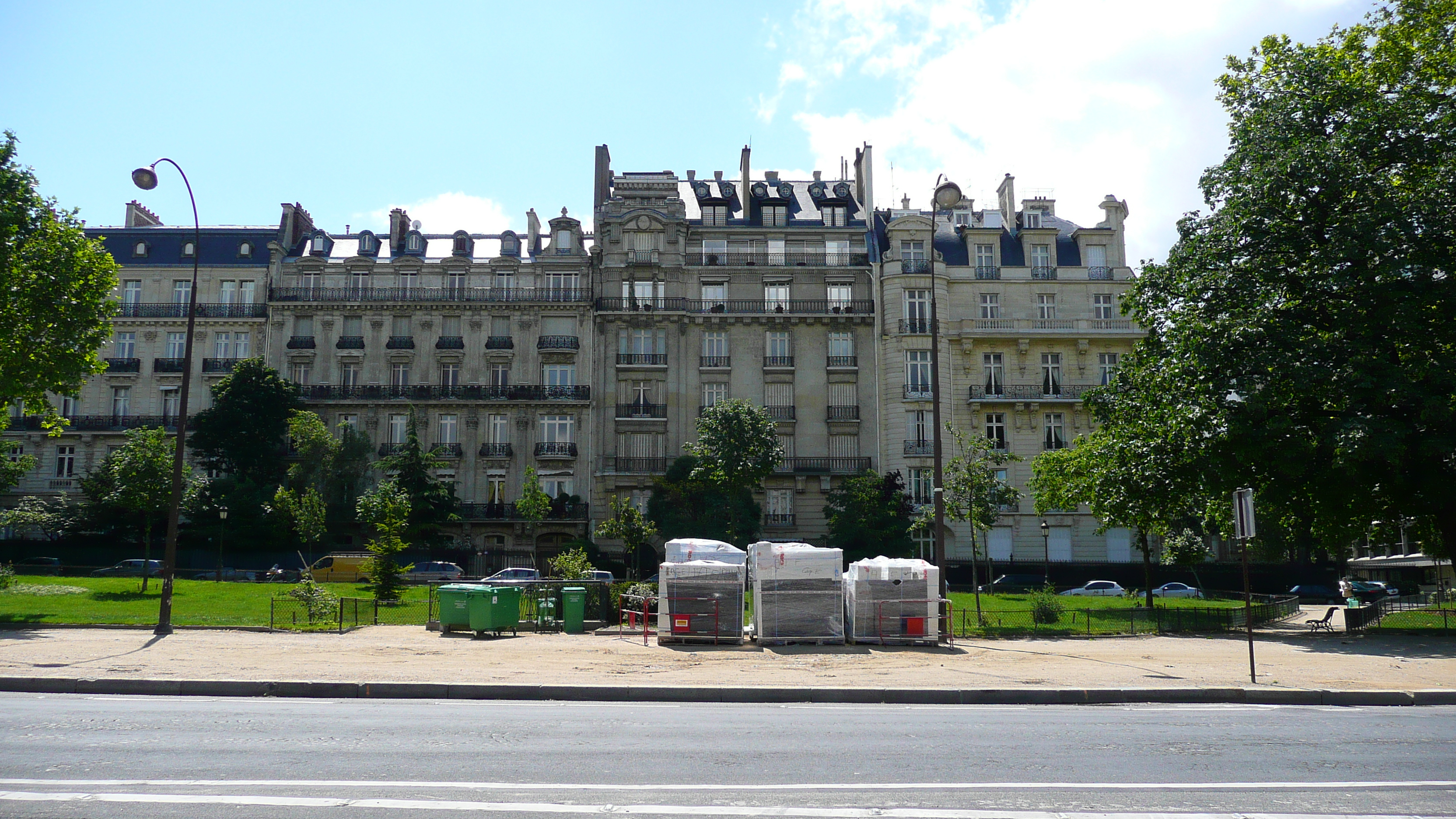 Picture France Paris Avenue Foch 2007-06 13 - Center Avenue Foch