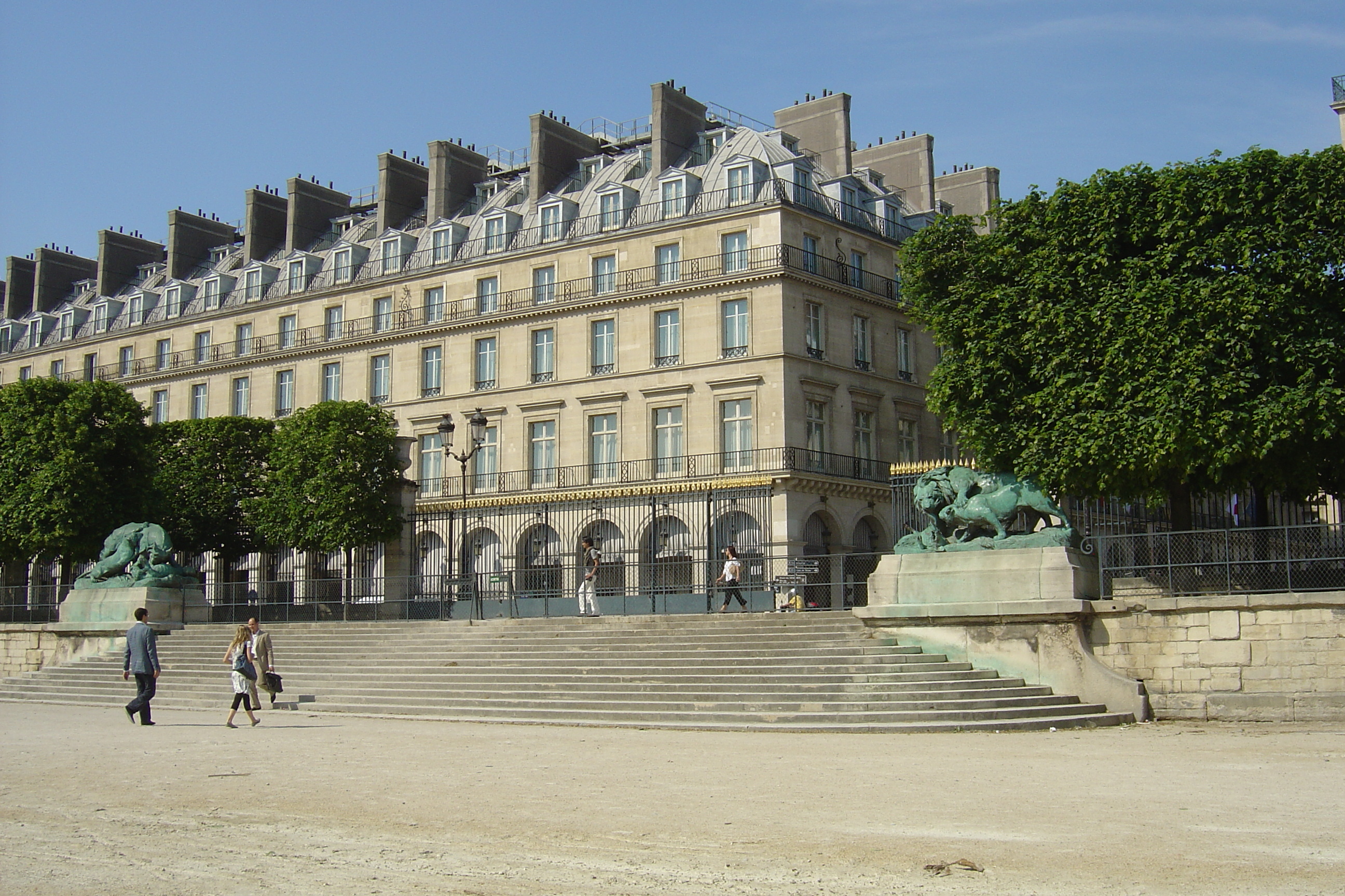 Picture France Paris Garden of Tuileries 2007-05 326 - Tour Garden of Tuileries