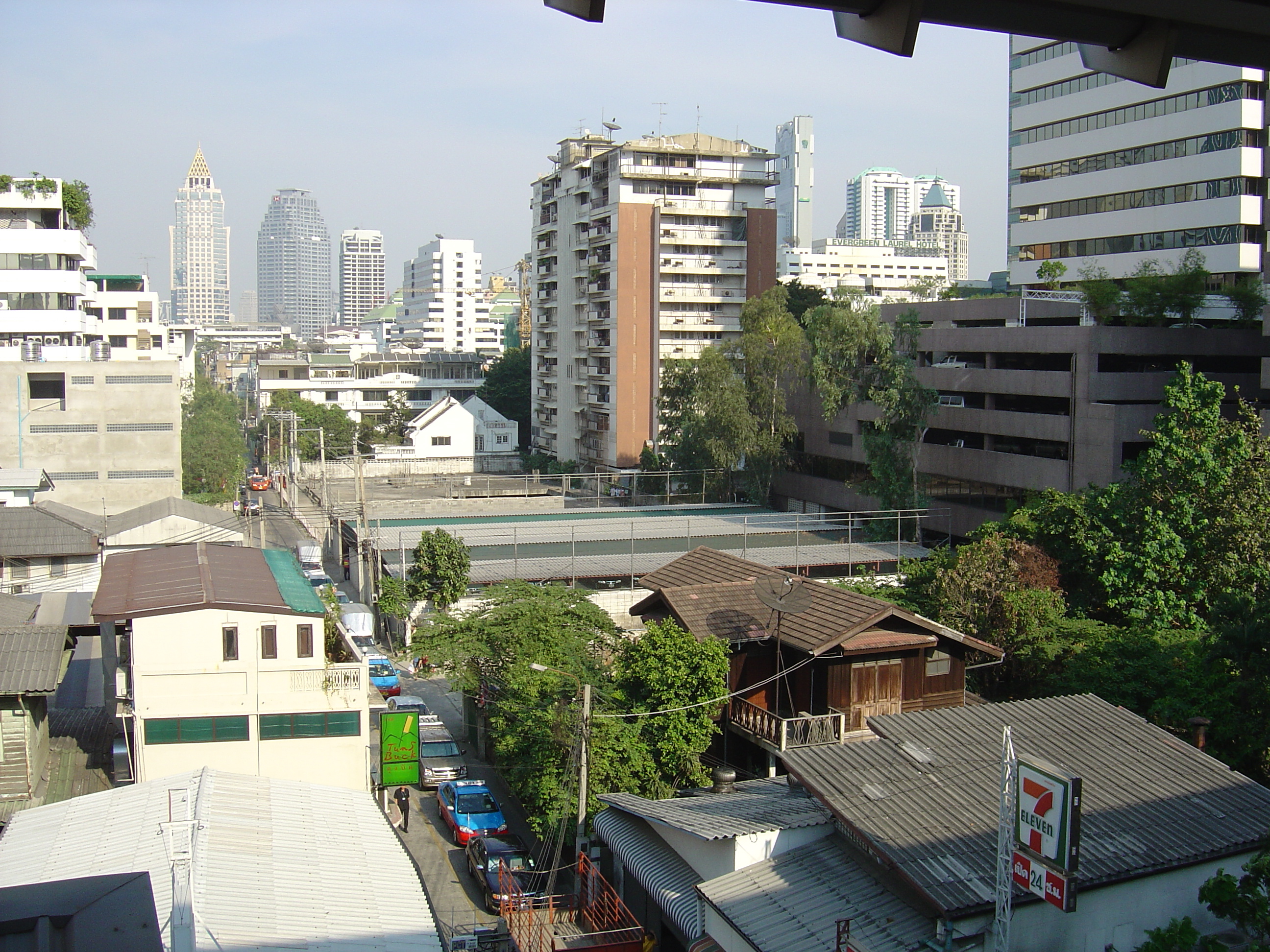 Picture Thailand Bangkok Sky Train 2004-12 54 - Recreation Sky Train