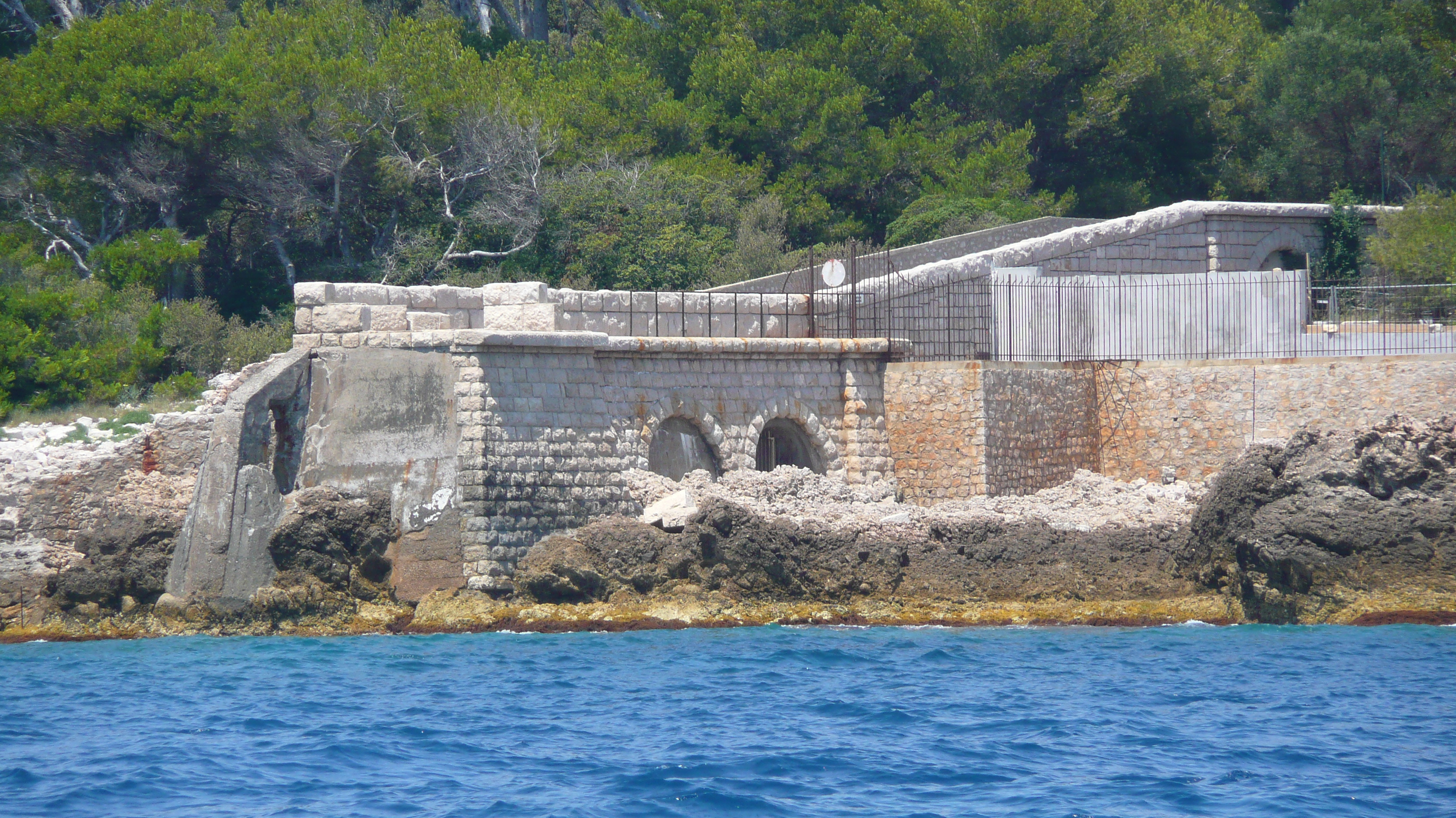 Picture France Cap d'Antibes Anse de la garoupe 2007-07 30 - History Anse de la garoupe