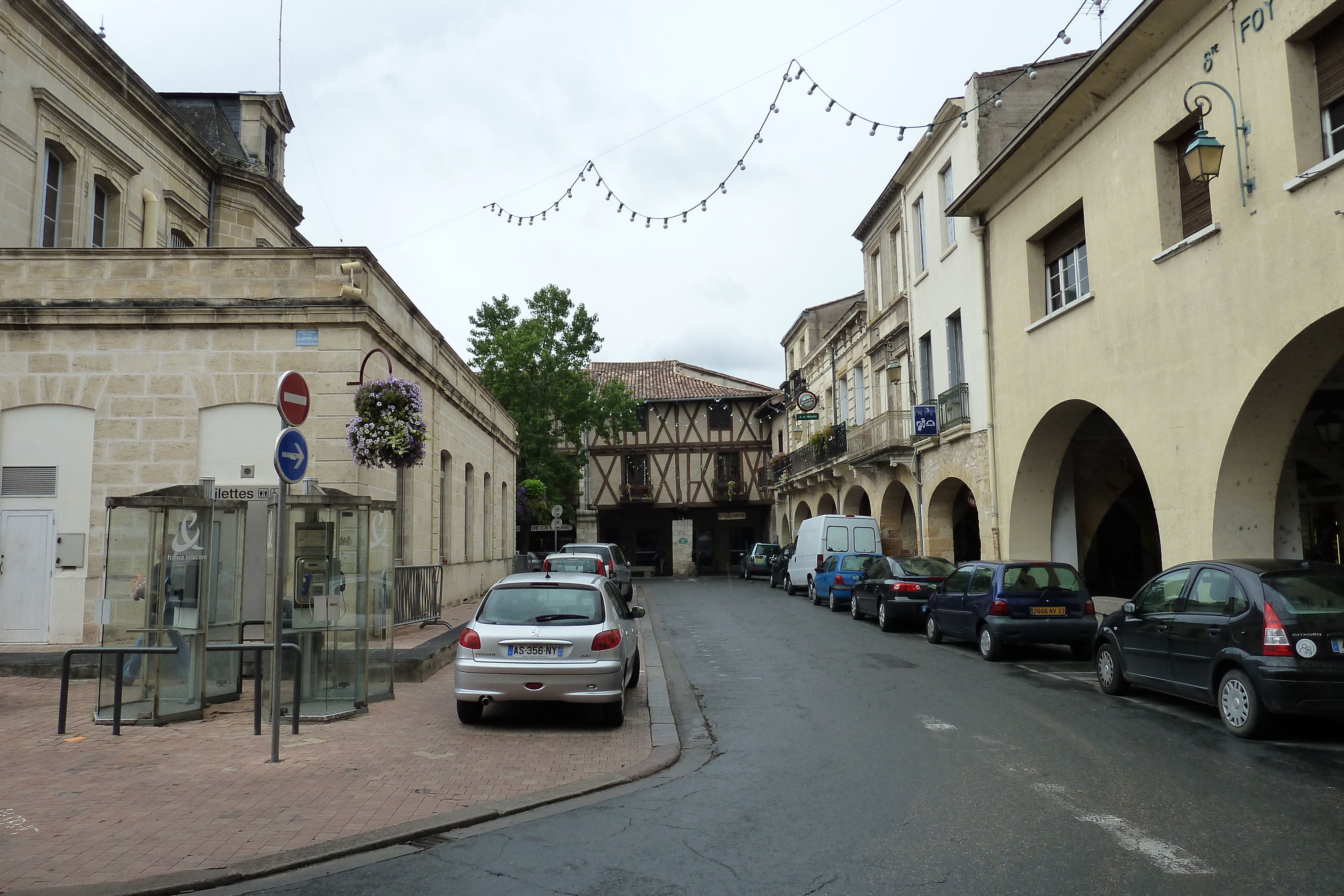 Picture France Sainte Foy La Grande 2010-08 16 - Recreation Sainte Foy La Grande