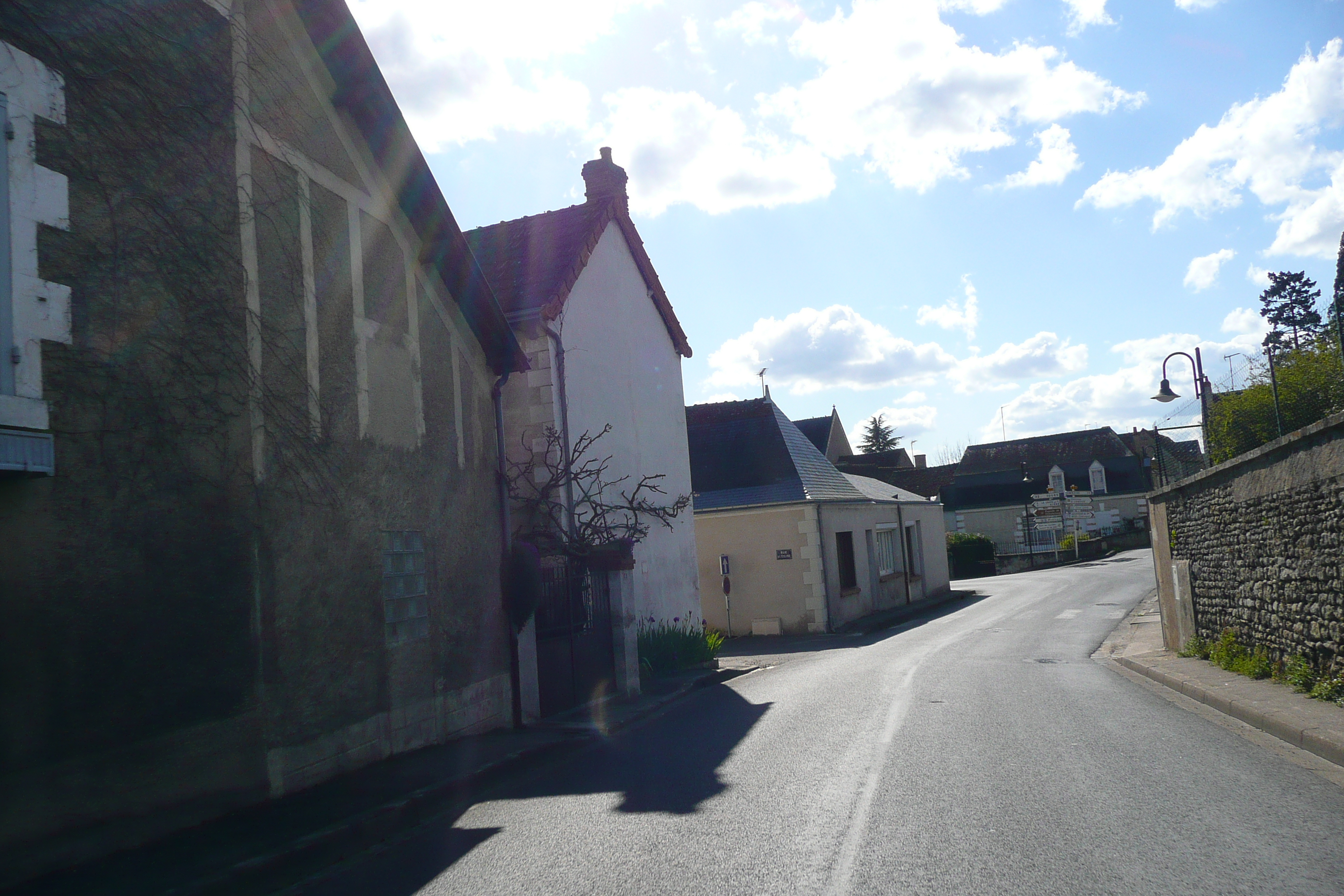 Picture France Amboise Chenonceau to Amboise road 2008-04 7 - History Chenonceau to Amboise road