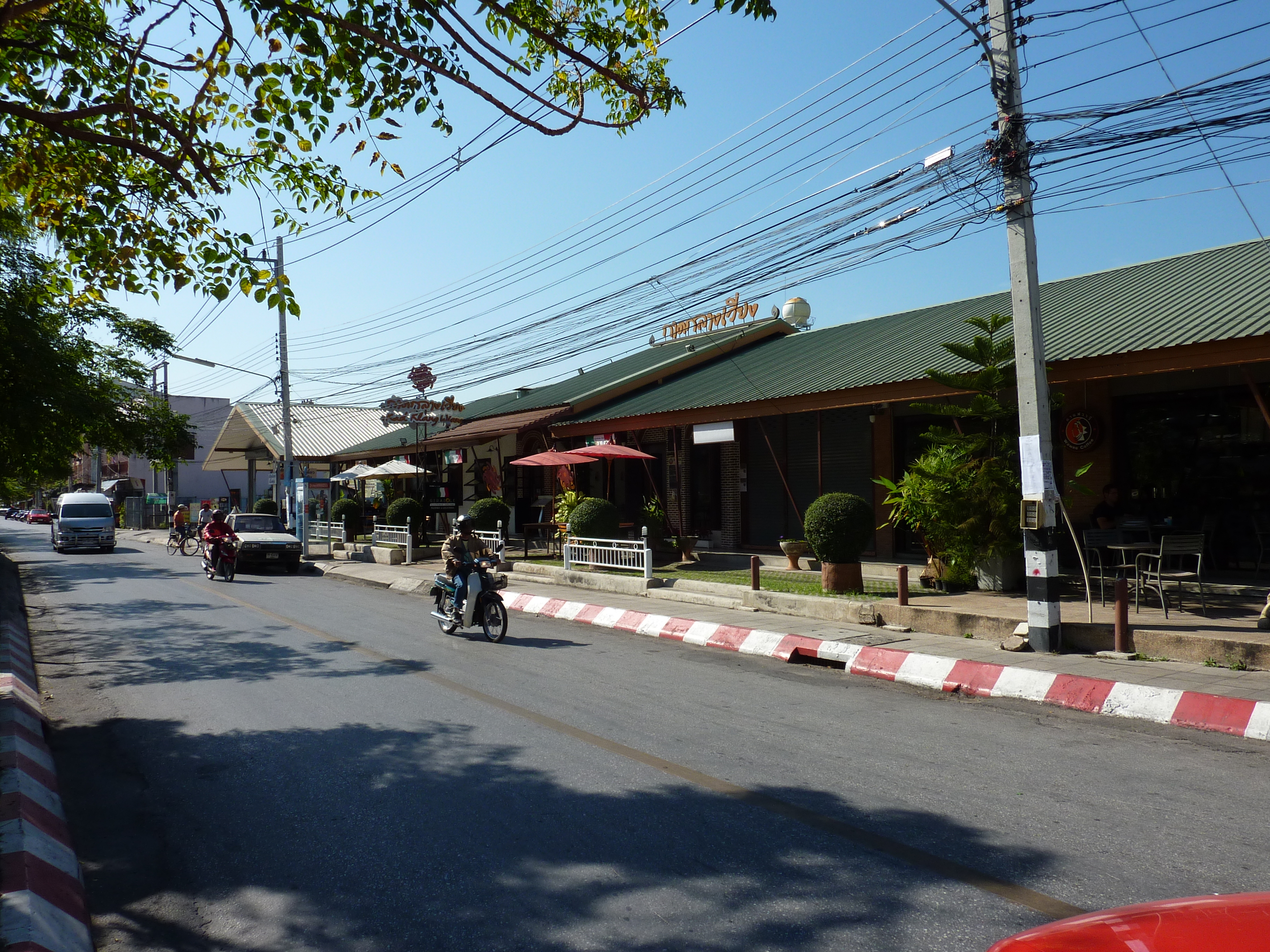 Picture Thailand Chiang Mai Rachadamnoen road 2009-12 32 - Tours Rachadamnoen road