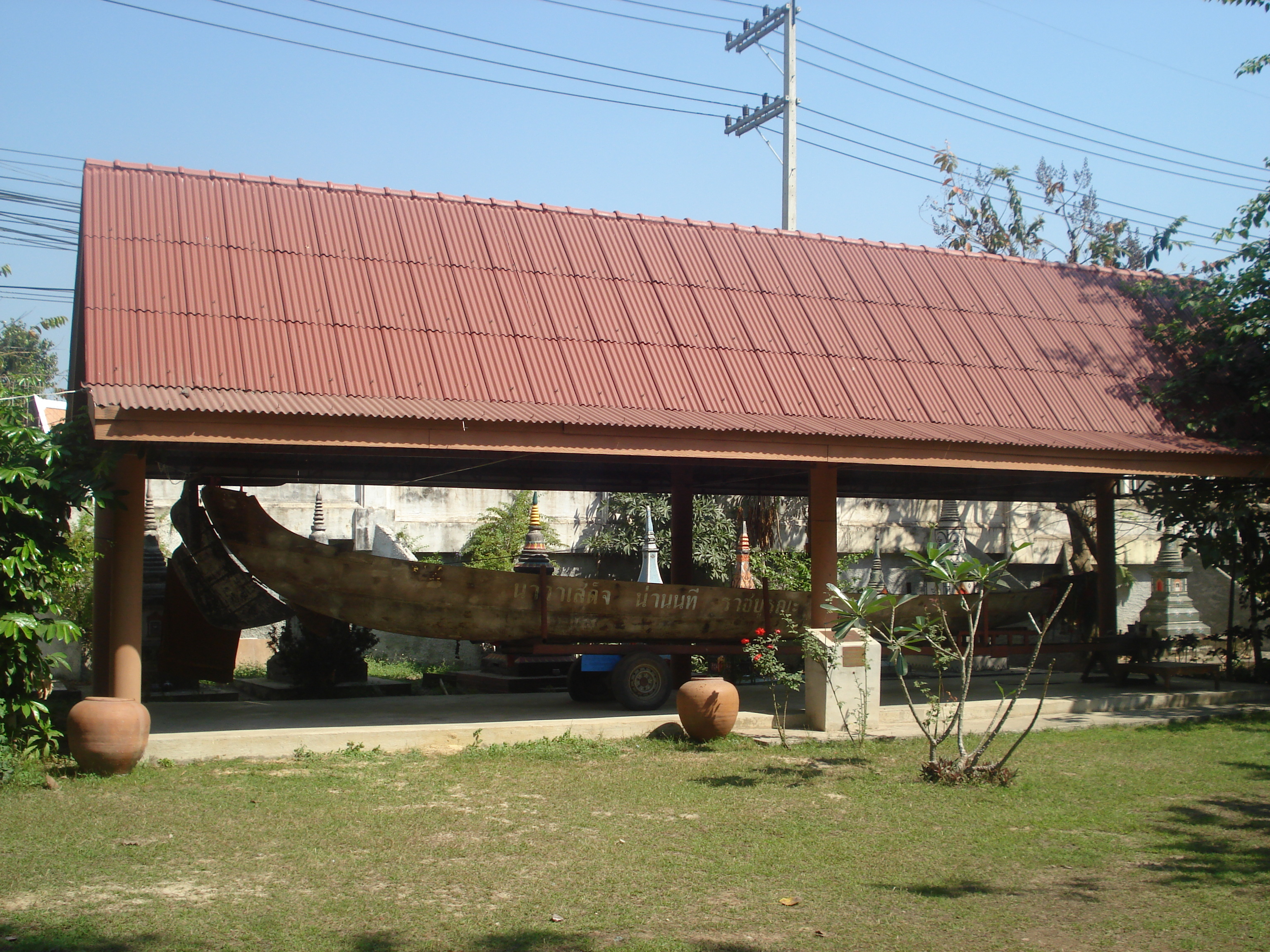 Picture Thailand Phitsanulok Wat Ratcha Bhurana 2008-01 26 - Tour Wat Ratcha Bhurana