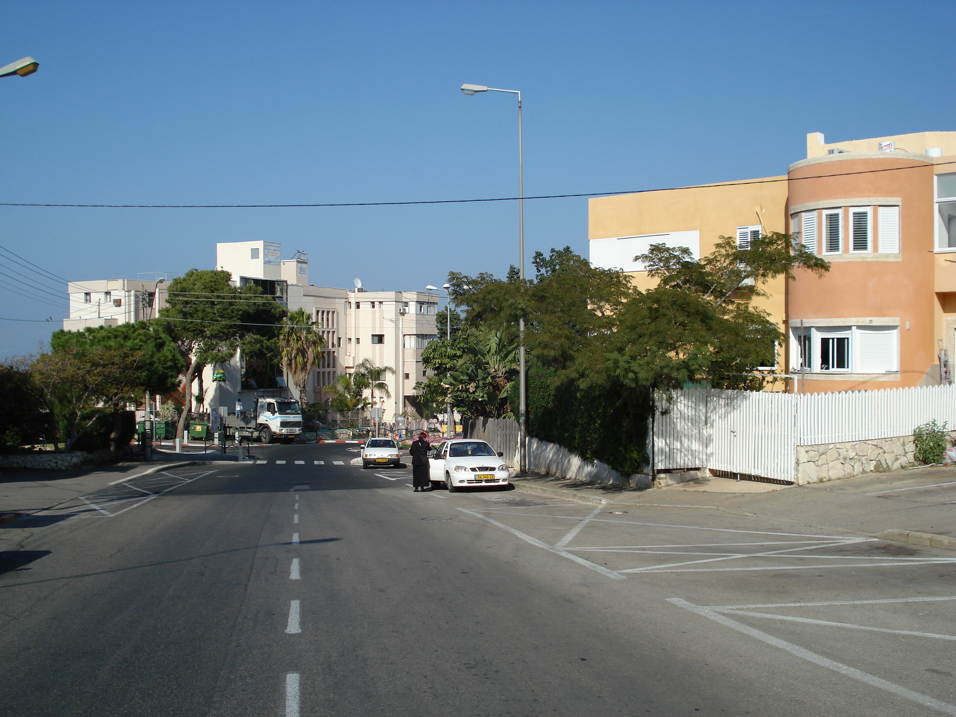 Picture Israel Haifa Carmel 2006-12 78 - Discovery Carmel