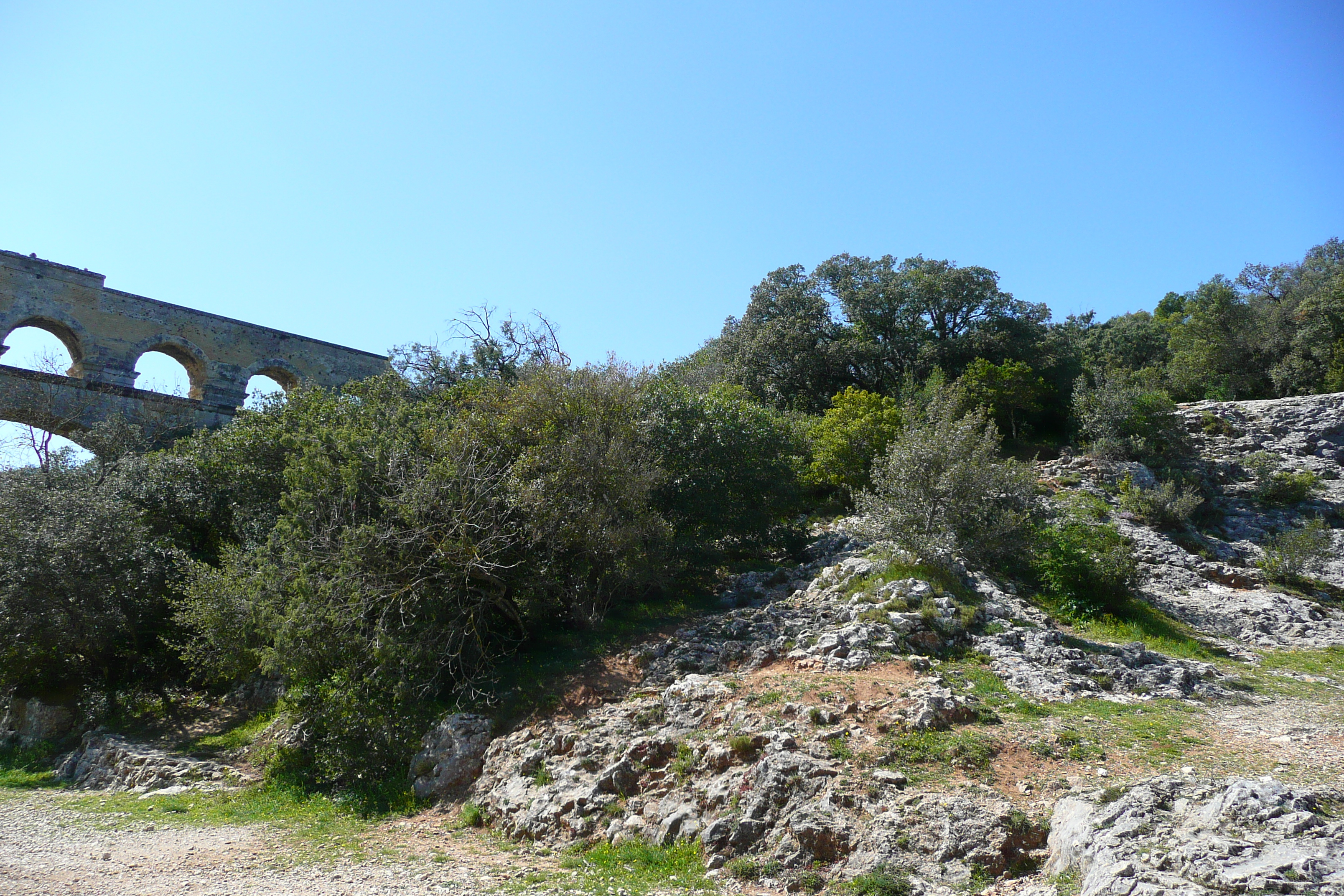 Picture France Pont du Gard 2008-04 93 - Around Pont du Gard