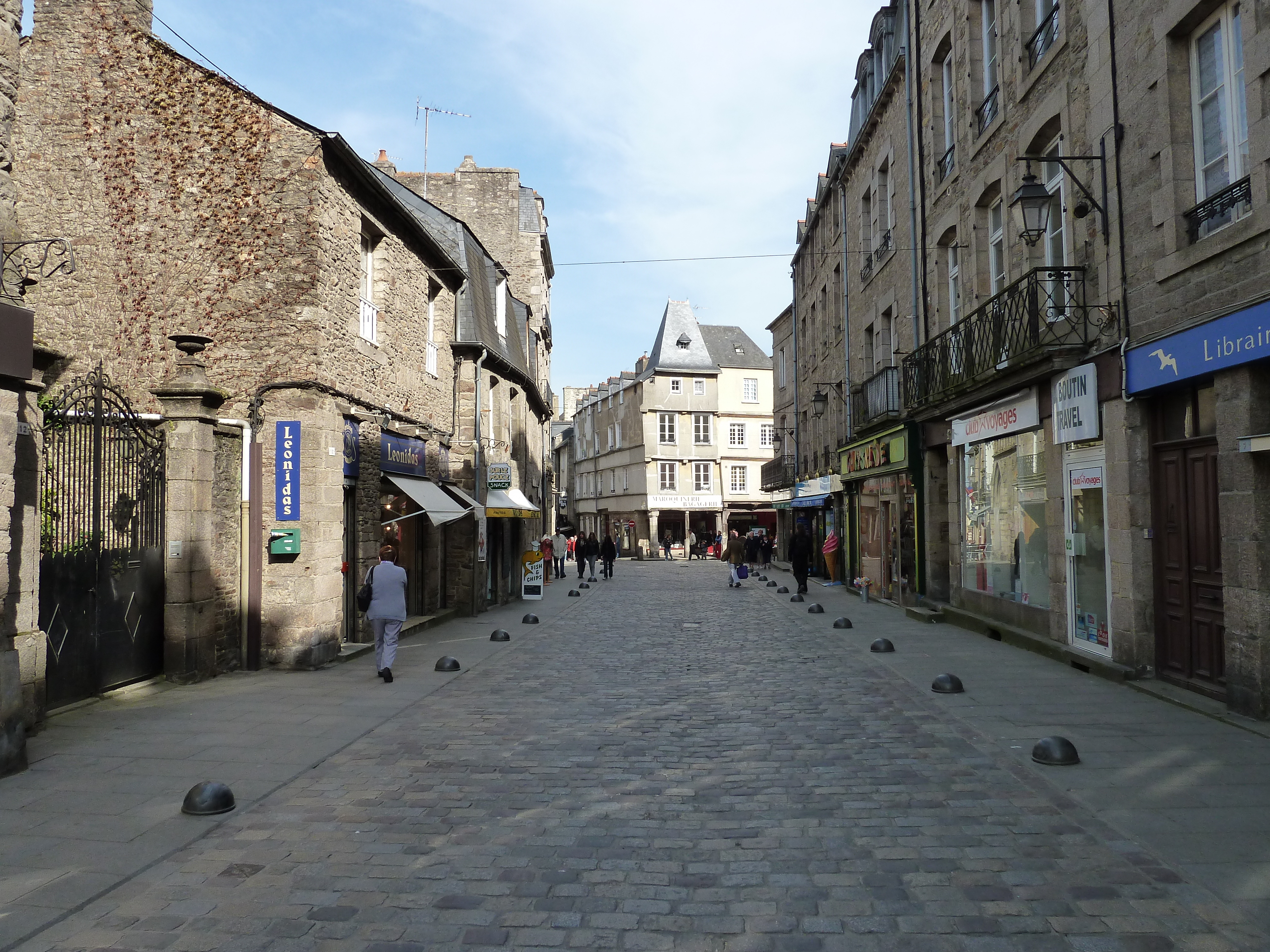 Picture France Dinan 2010-04 56 - Center Dinan