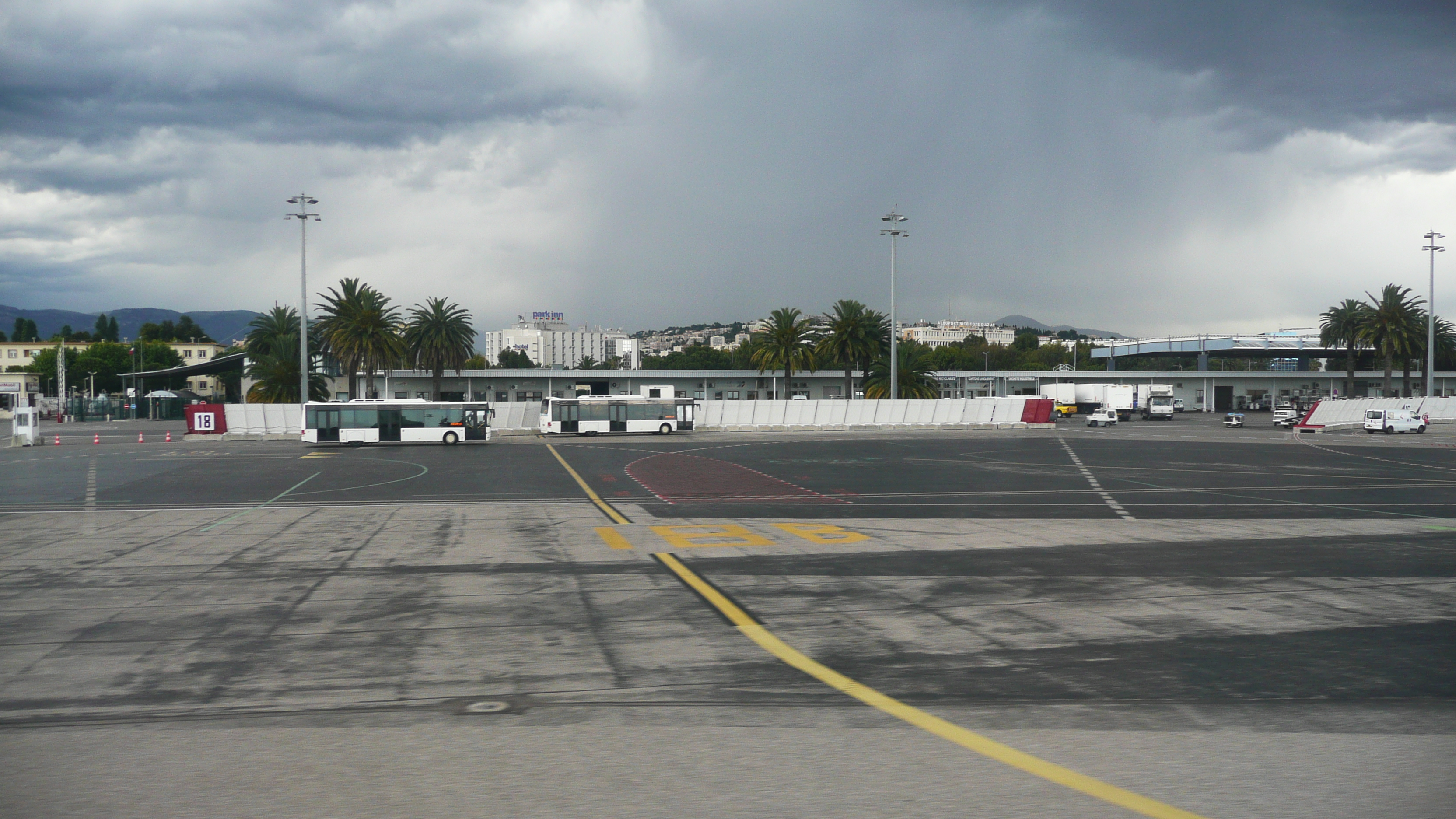 Picture France Nice Airport 2007-07 25 - Around Nice Airport