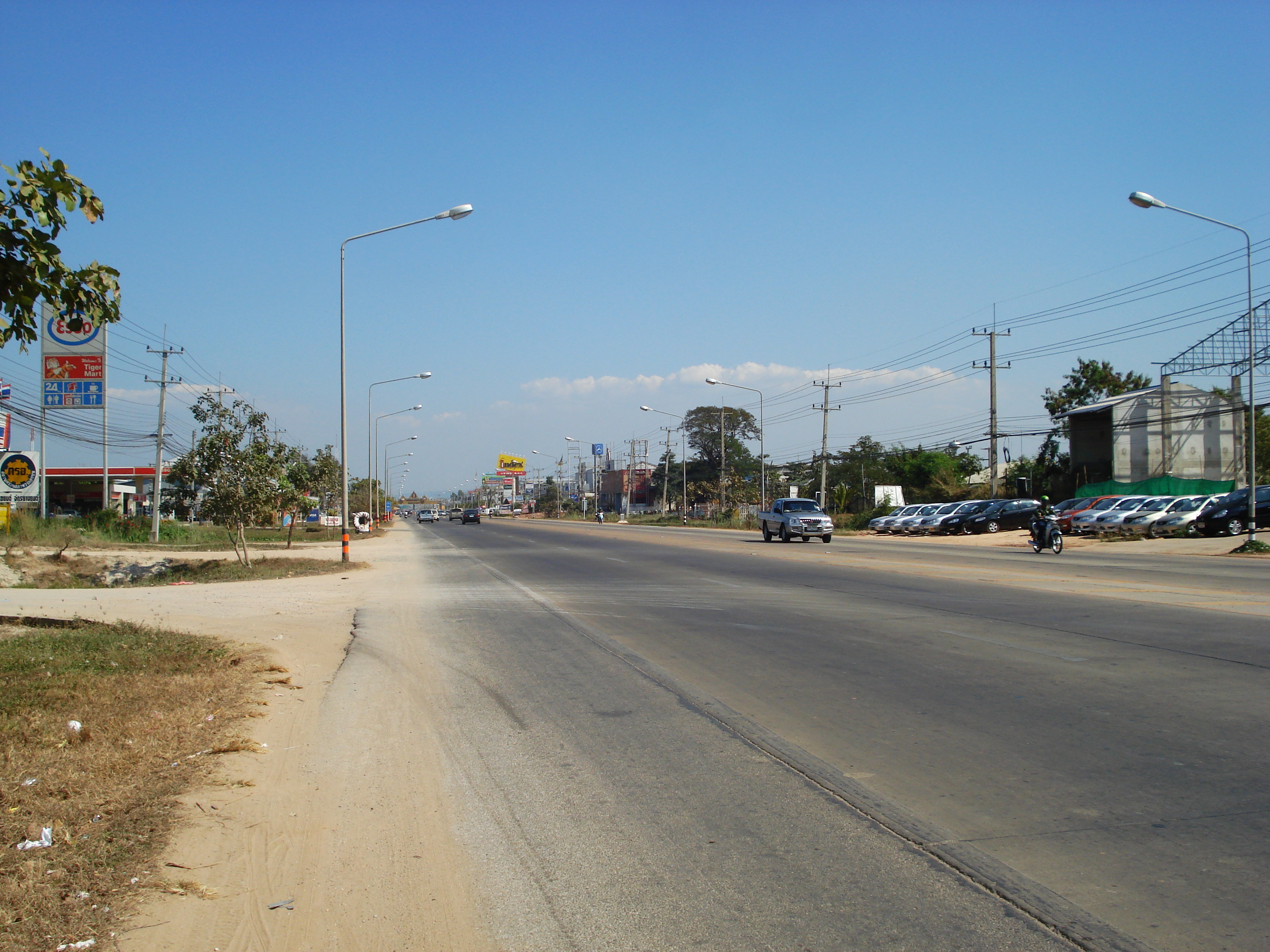 Picture Thailand Phitsanulok Mittraparp Road 2008-01 112 - Recreation Mittraparp Road