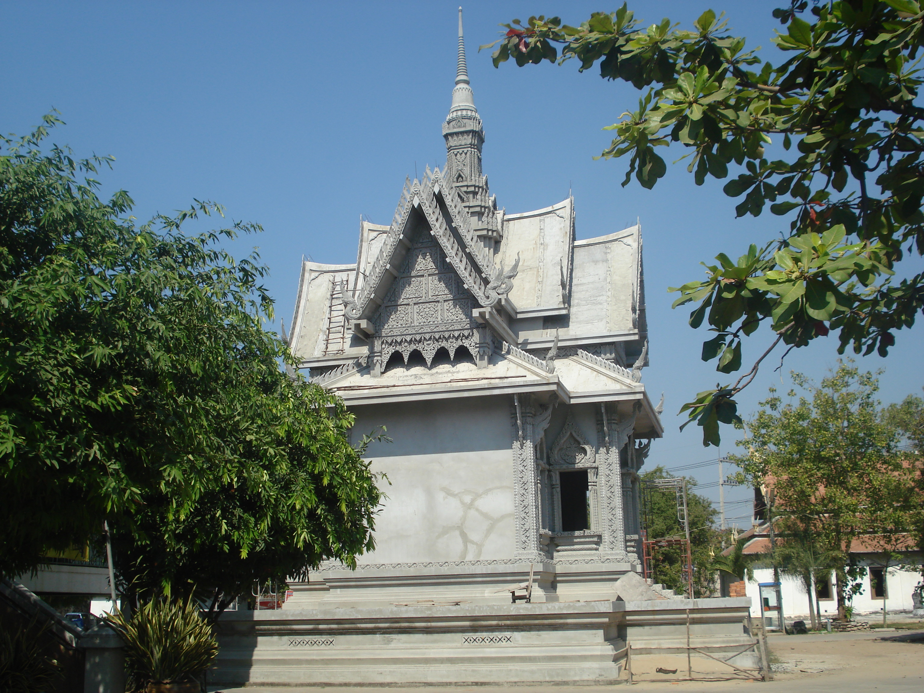 Picture Thailand Phitsanulok Wat Ratcha Bhurana 2008-01 3 - History Wat Ratcha Bhurana