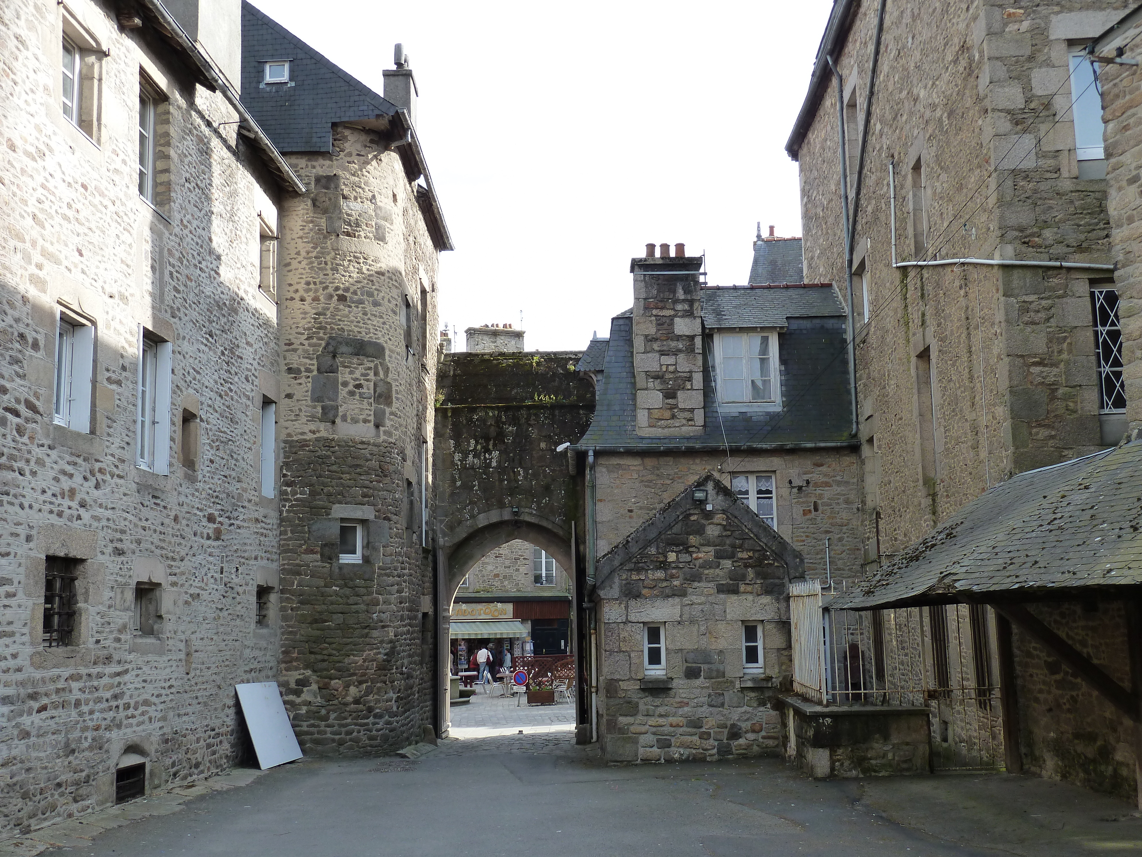 Picture France Dinan 2010-04 83 - Discovery Dinan