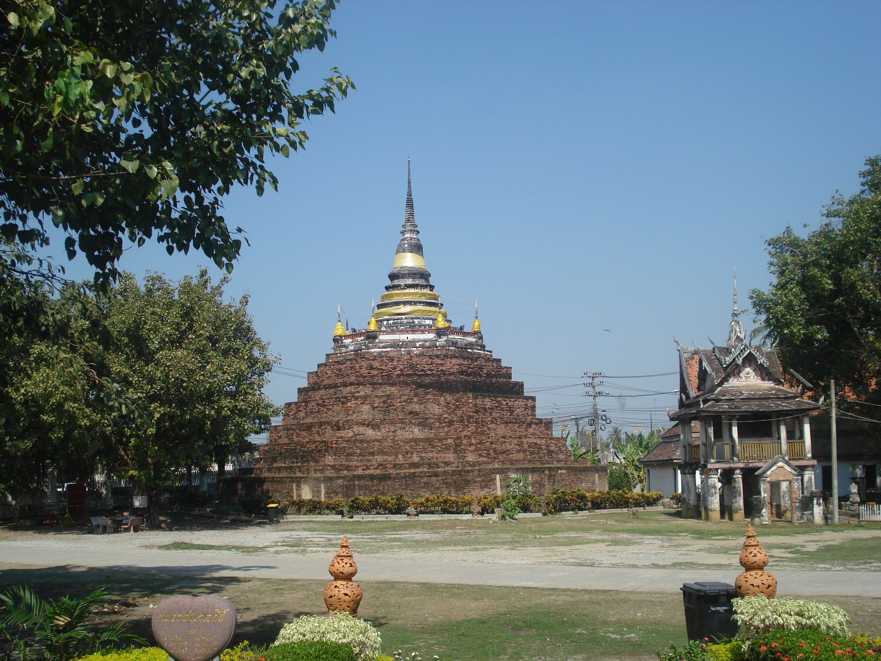 Picture Thailand Phitsanulok Wat Ratcha Bhurana 2008-01 6 - Journey Wat Ratcha Bhurana