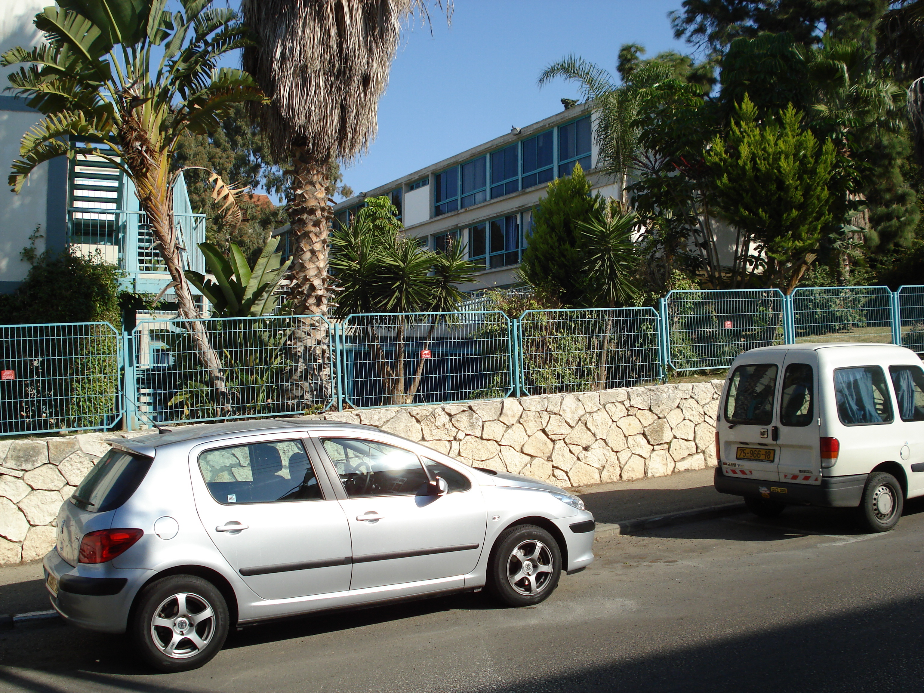 Picture Israel Haifa Carmel 2006-12 80 - Tours Carmel