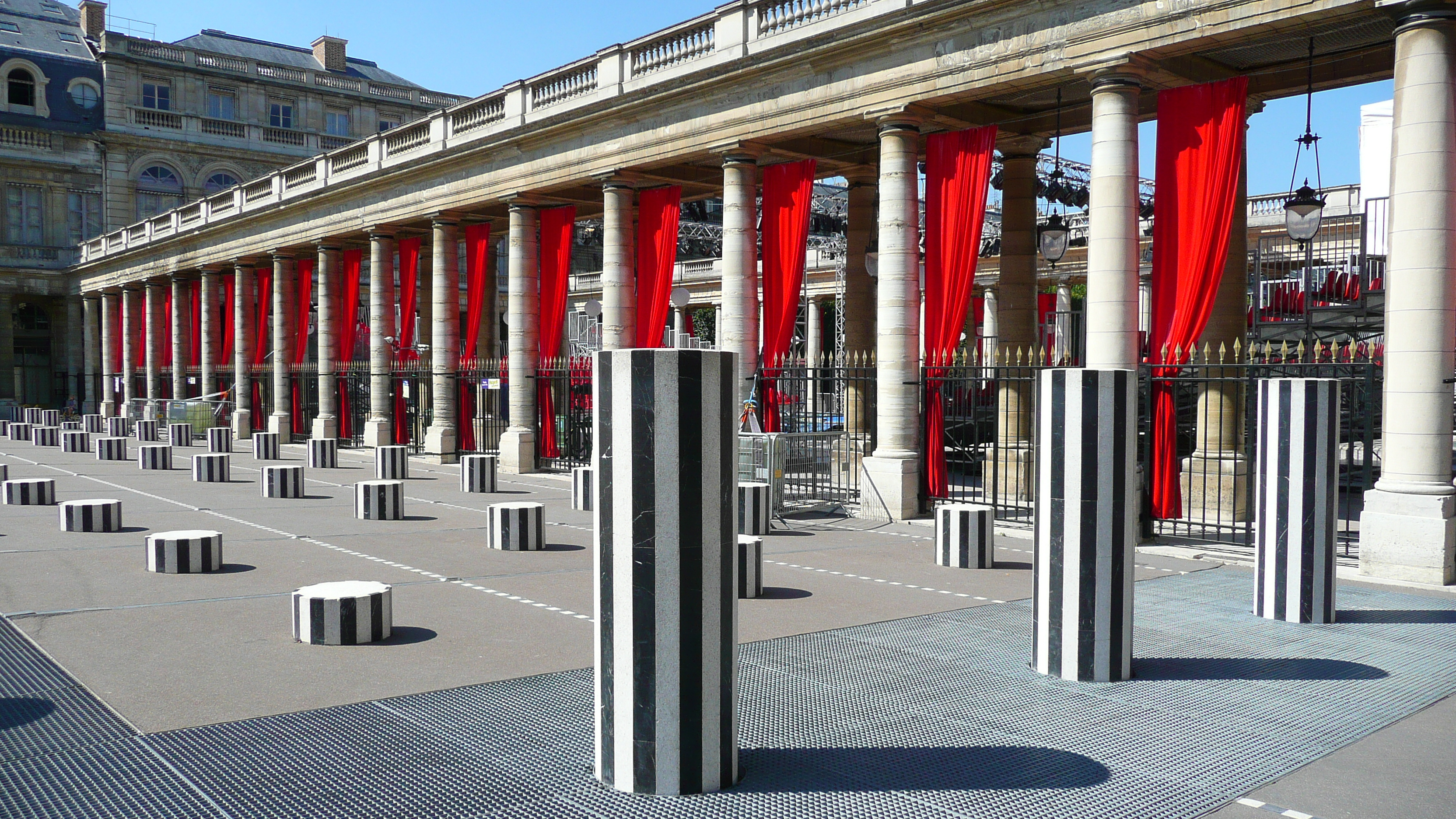 Picture France Paris Palais Royal 2007-08 80 - Discovery Palais Royal