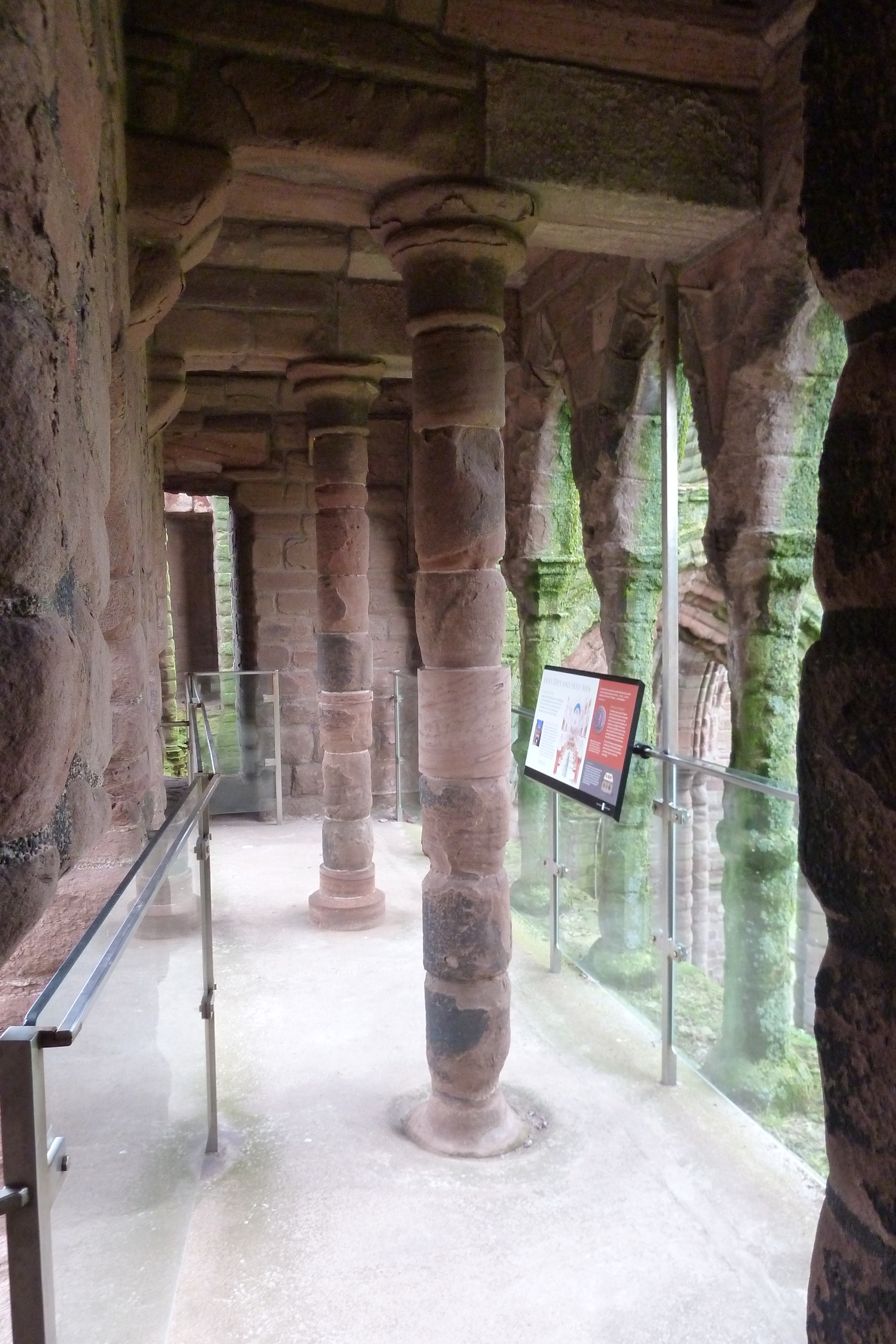 Picture United Kingdom Scotland Arbroath Abbey 2011-07 12 - Discovery Arbroath Abbey