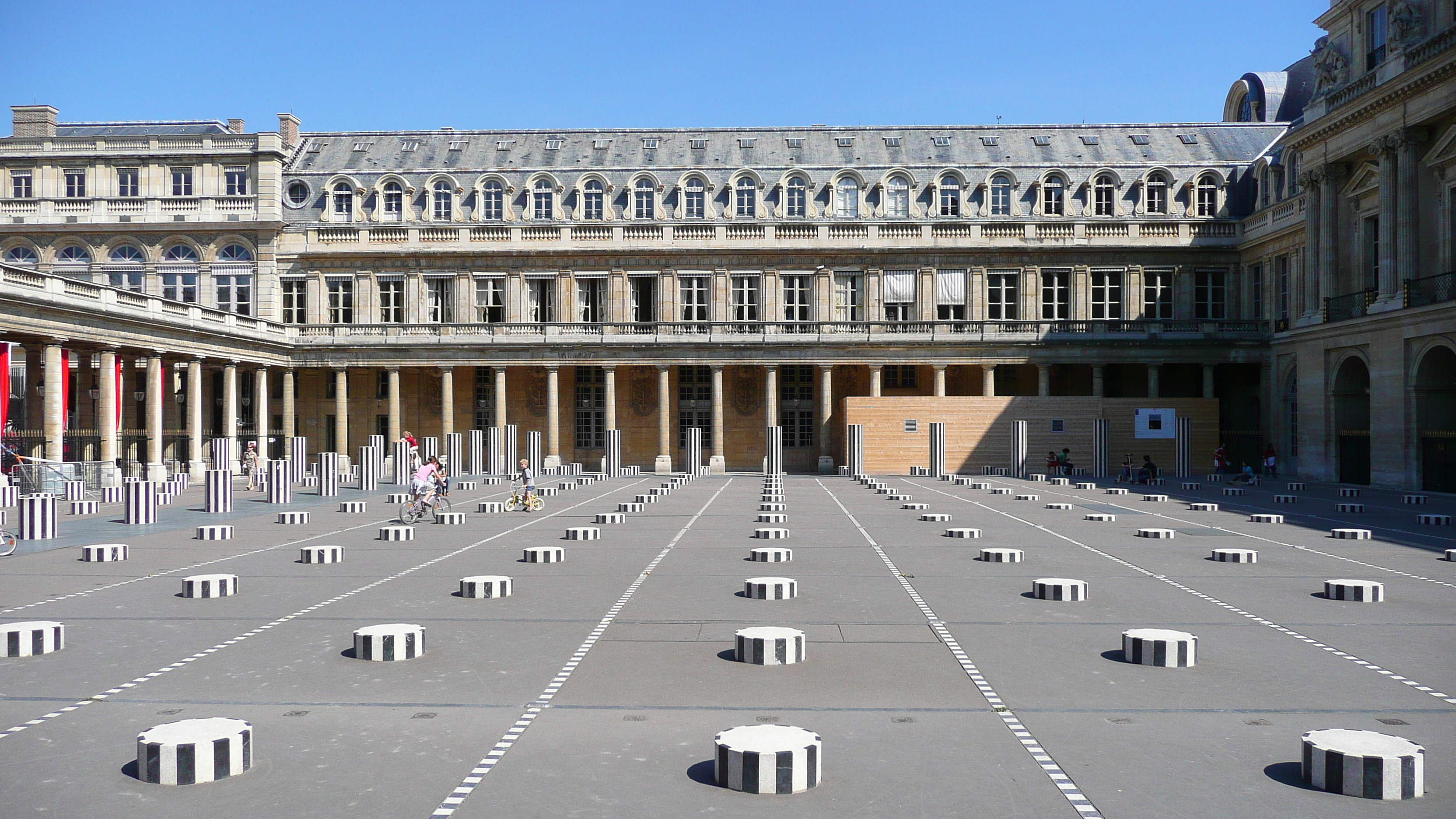 Picture France Paris Palais Royal 2007-08 35 - History Palais Royal