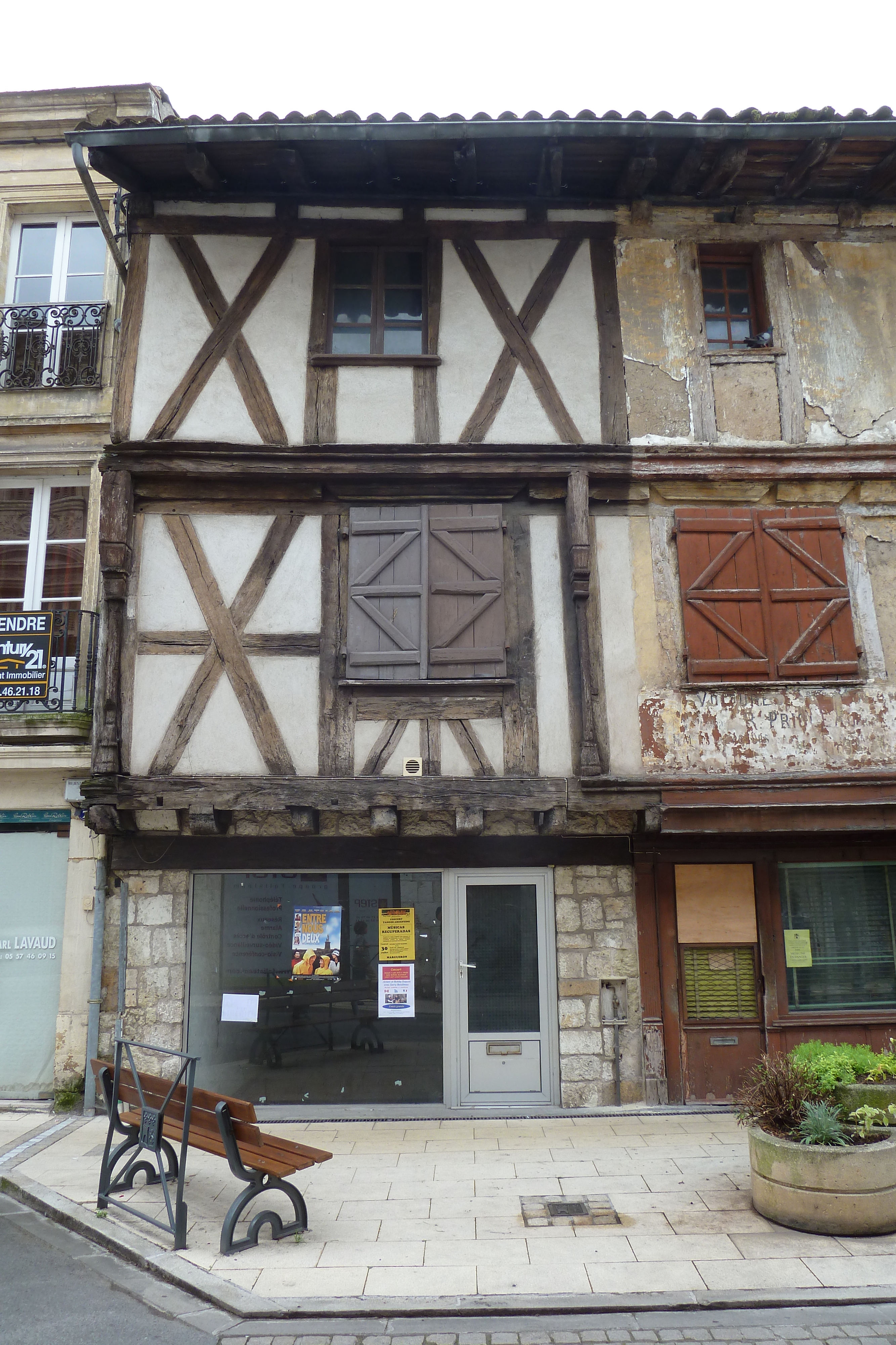 Picture France Sainte Foy La Grande 2010-08 22 - Tours Sainte Foy La Grande