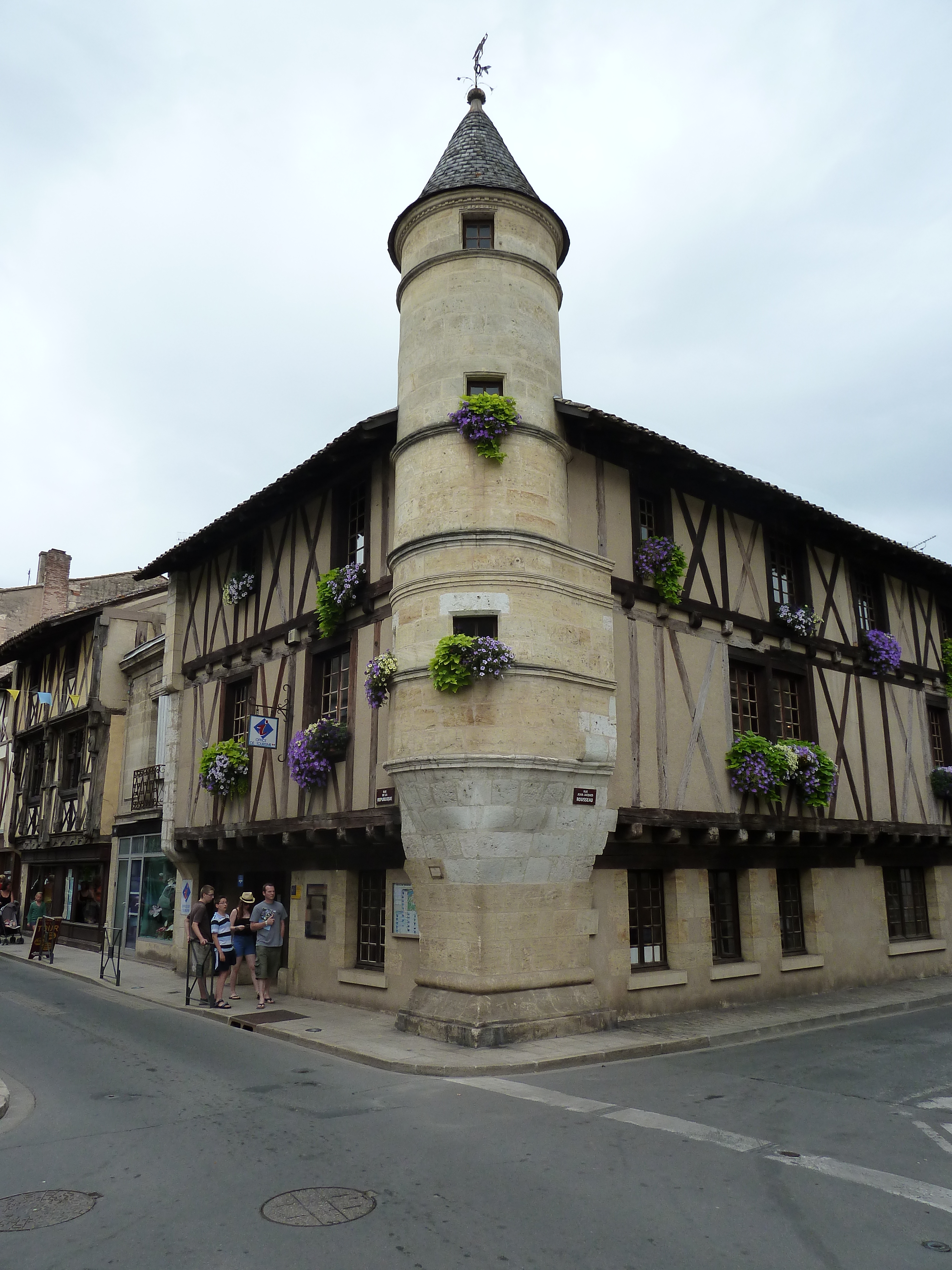 Picture France Sainte Foy La Grande 2010-08 28 - Recreation Sainte Foy La Grande