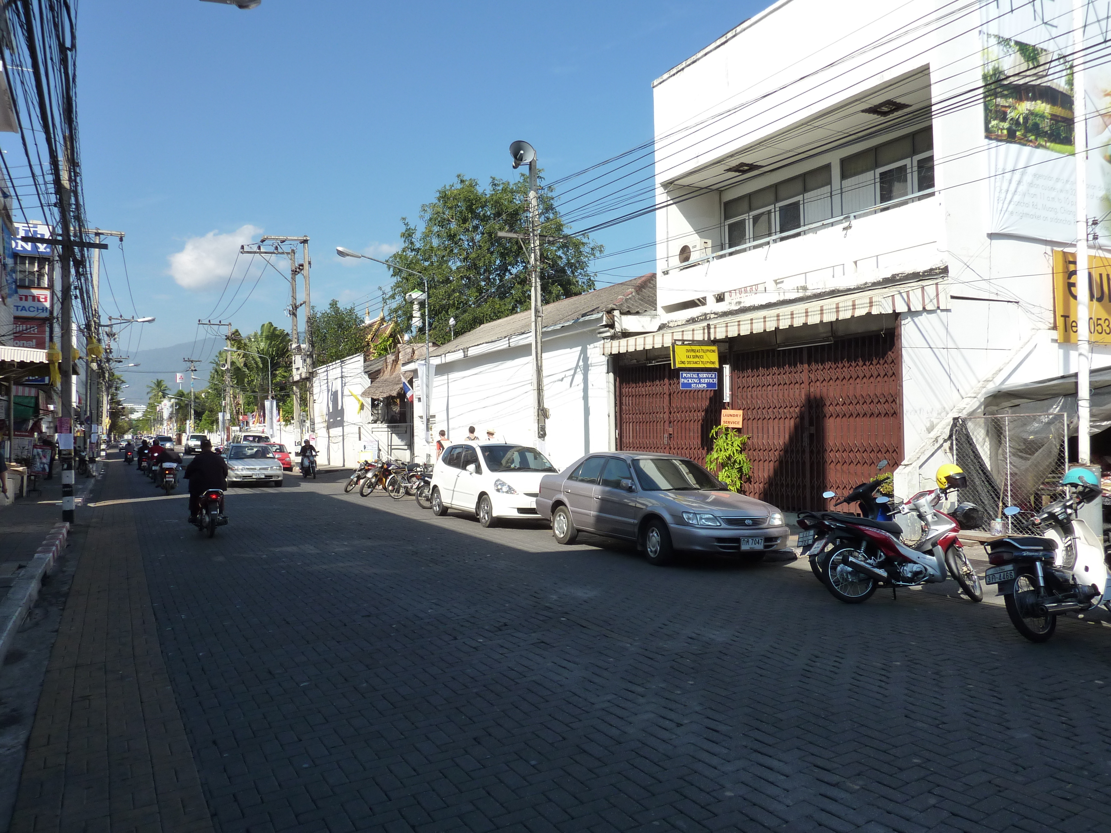 Picture Thailand Chiang Mai Rachadamnoen road 2009-12 18 - Discovery Rachadamnoen road