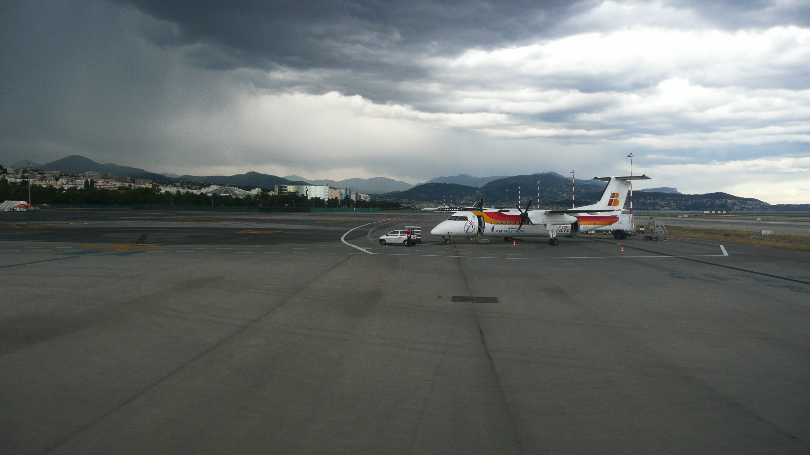 Picture France Nice Airport 2007-07 18 - Tours Nice Airport