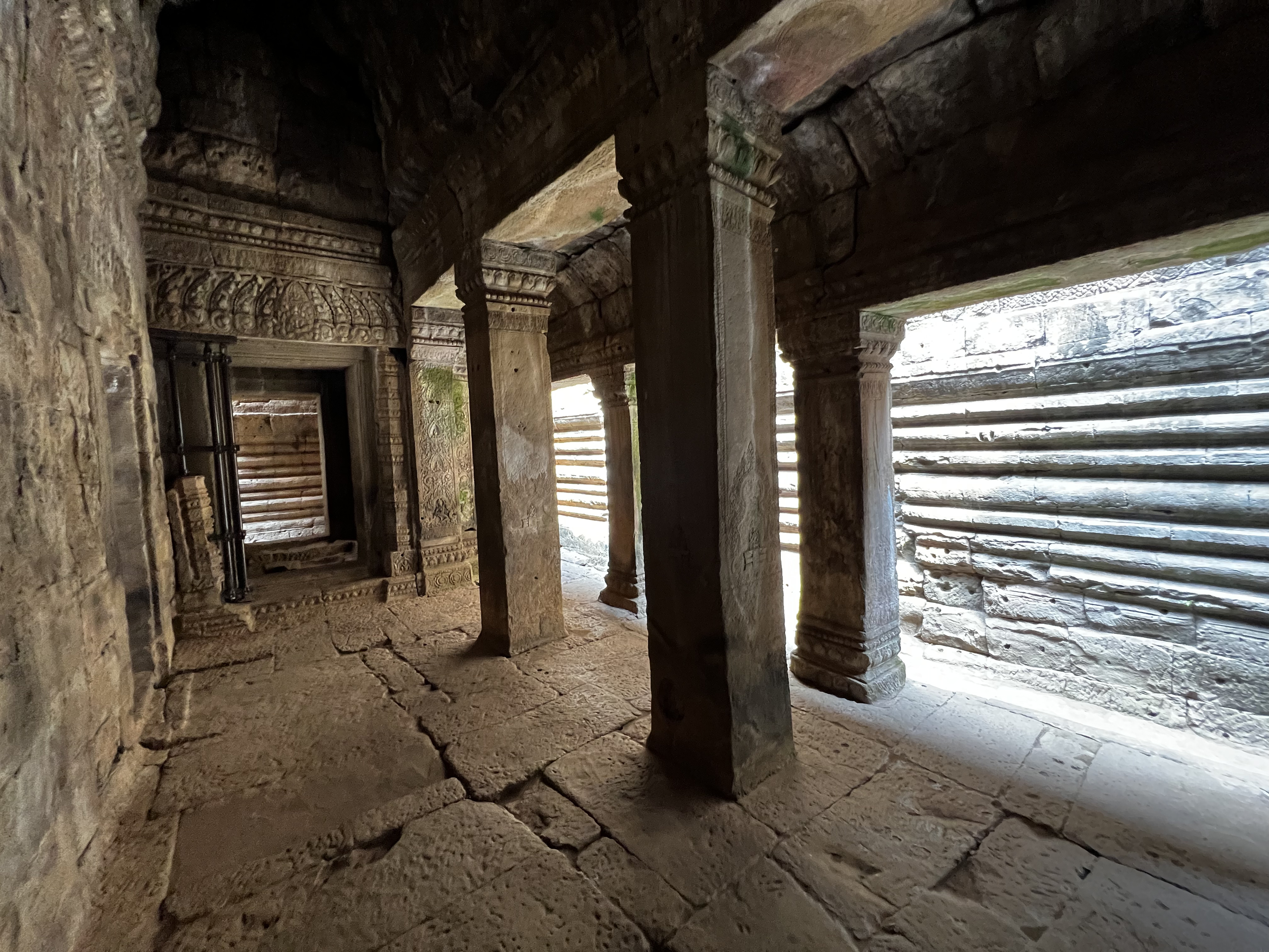 Picture Cambodia Siem Reap Bayon 2023-01 34 - Journey Bayon