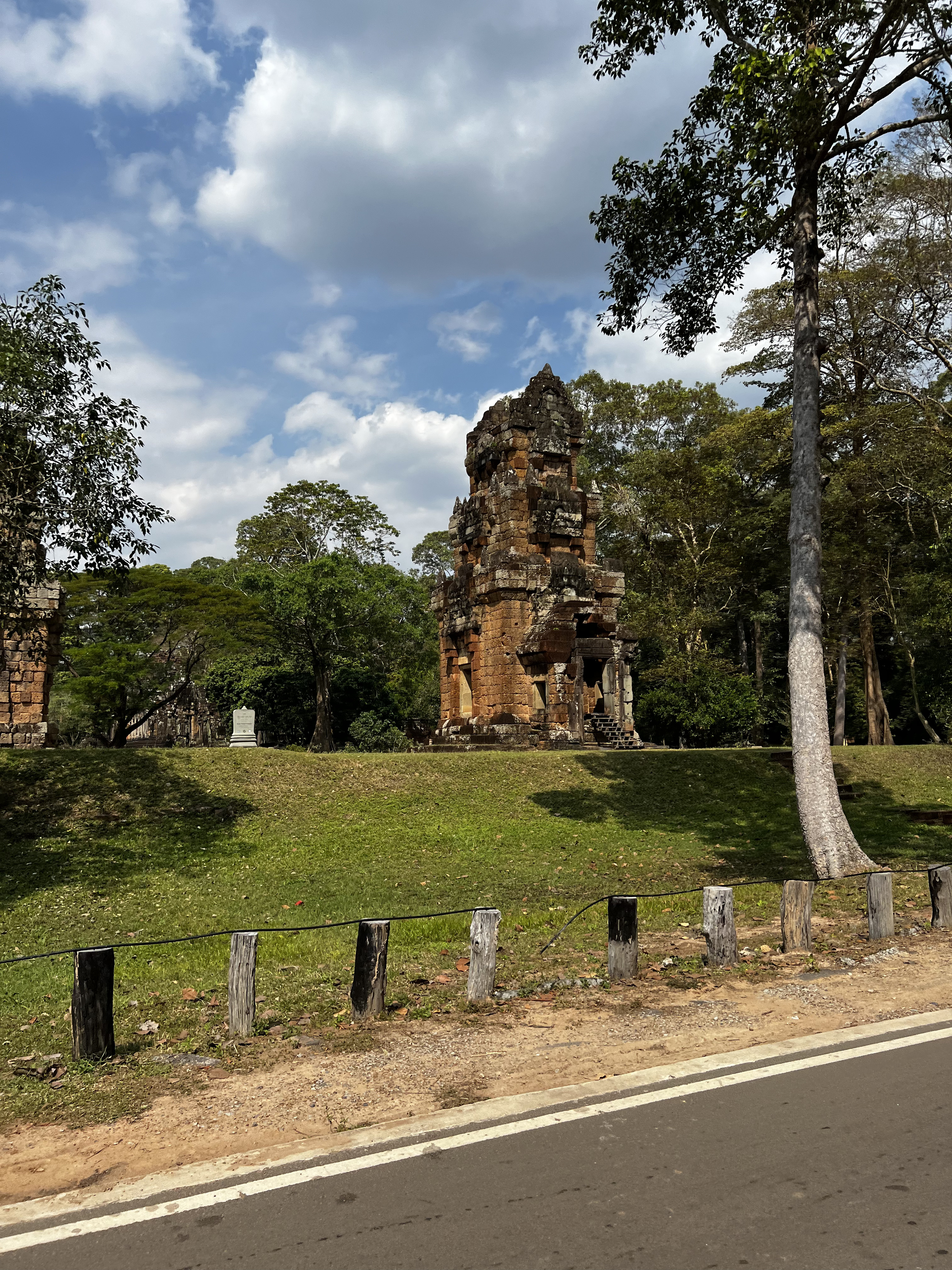 Picture Cambodia Siem Reap Angkor Thom 2023-01 15 - Around Angkor Thom