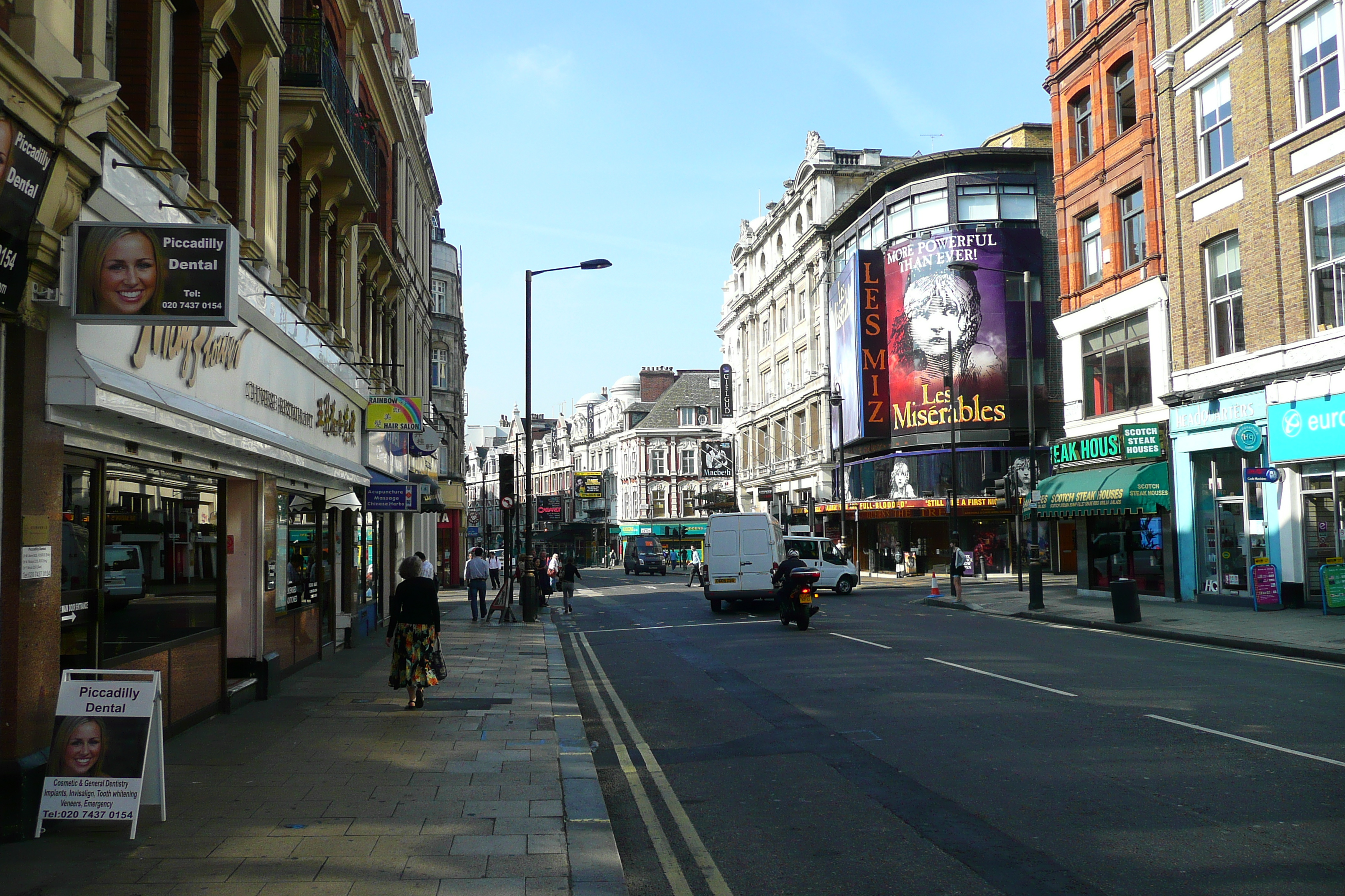 Picture United Kingdom London Shaftesbury Avenue 2007-09 66 - Tours Shaftesbury Avenue