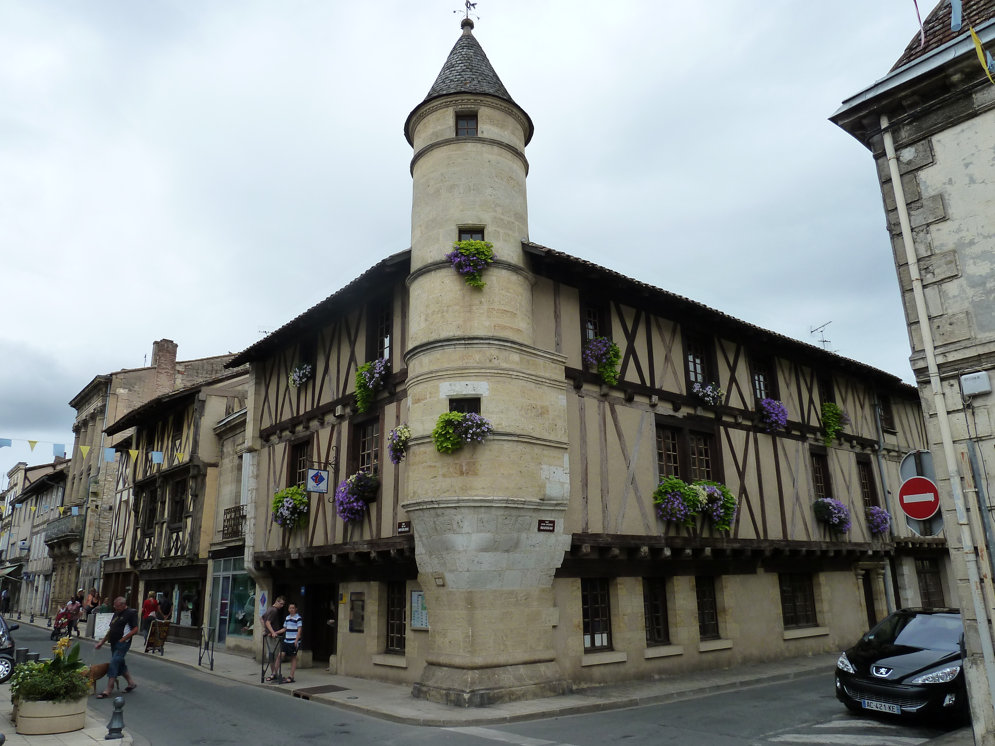 Picture France Sainte Foy La Grande 2010-08 1 - History Sainte Foy La Grande