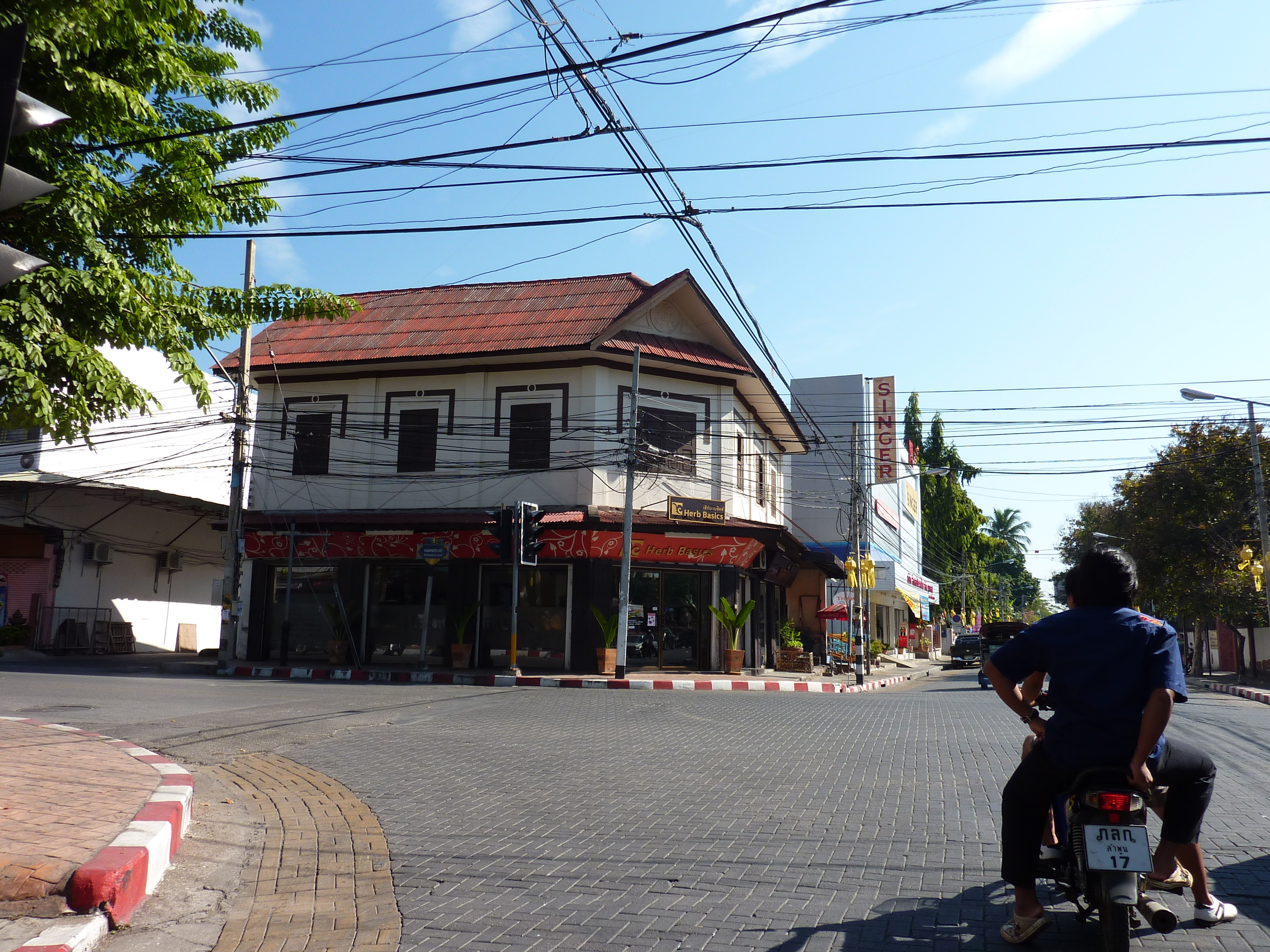 Picture Thailand Chiang Mai Rachadamnoen road 2009-12 43 - Tour Rachadamnoen road