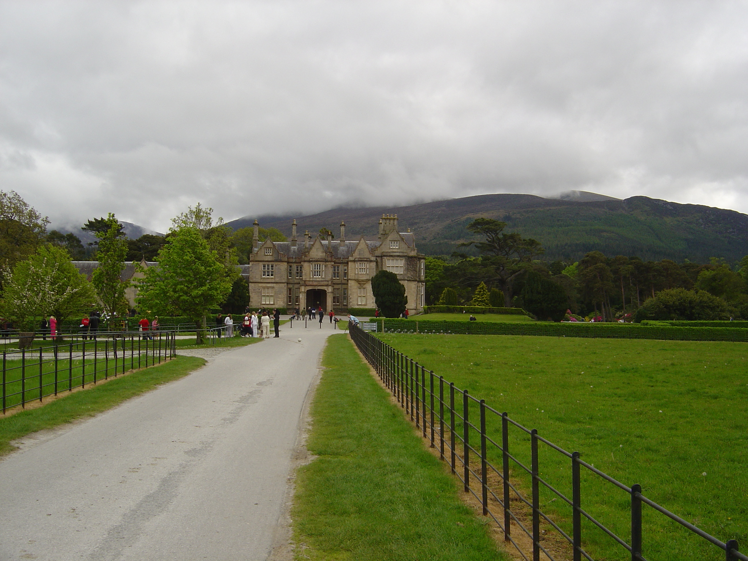 Picture Ireland Kerry Killarney National Park Muckross House 2004-05 24 - Tours Muckross House