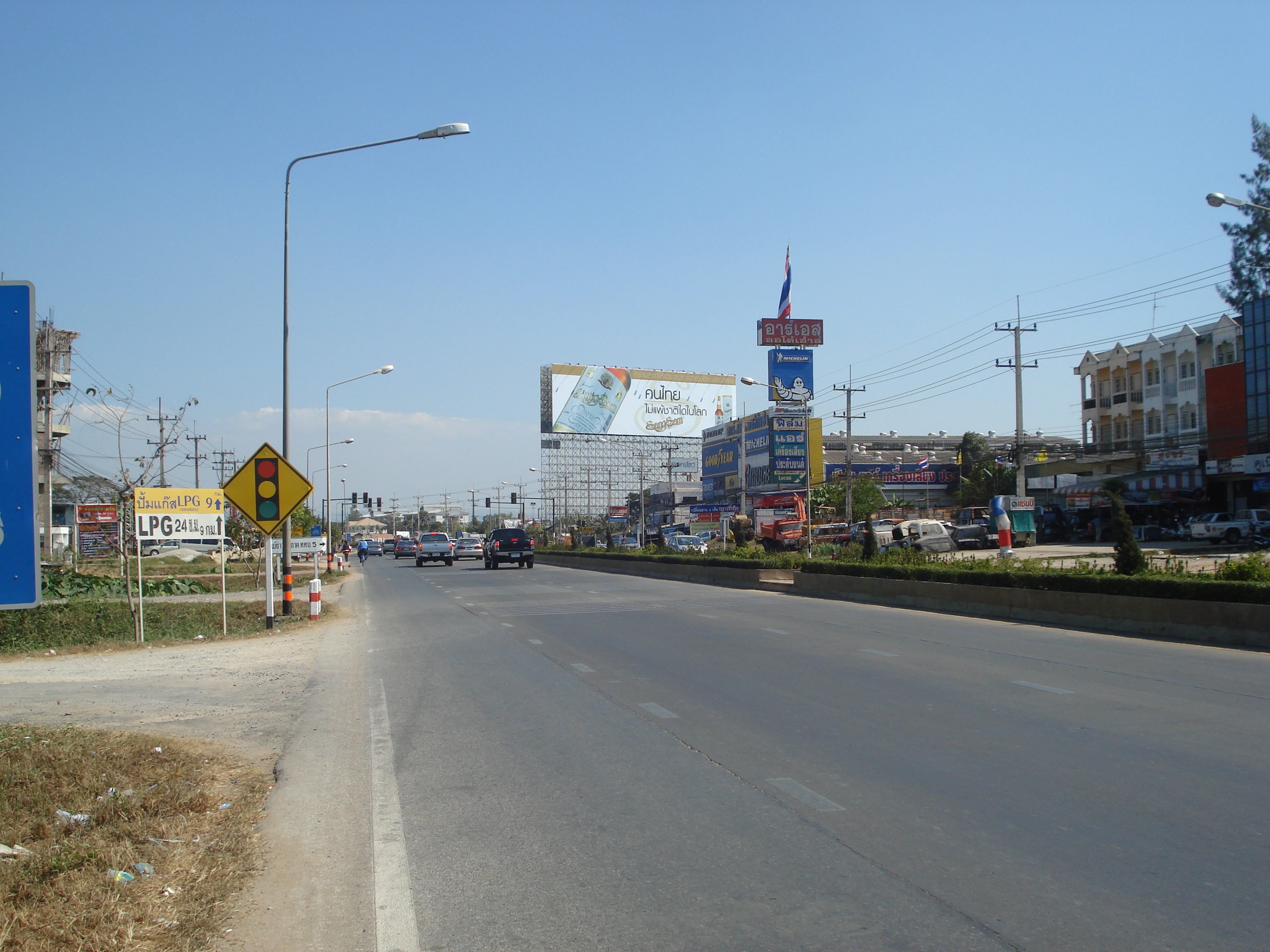 Picture Thailand Phitsanulok Mittraparp Road 2008-01 15 - Center Mittraparp Road