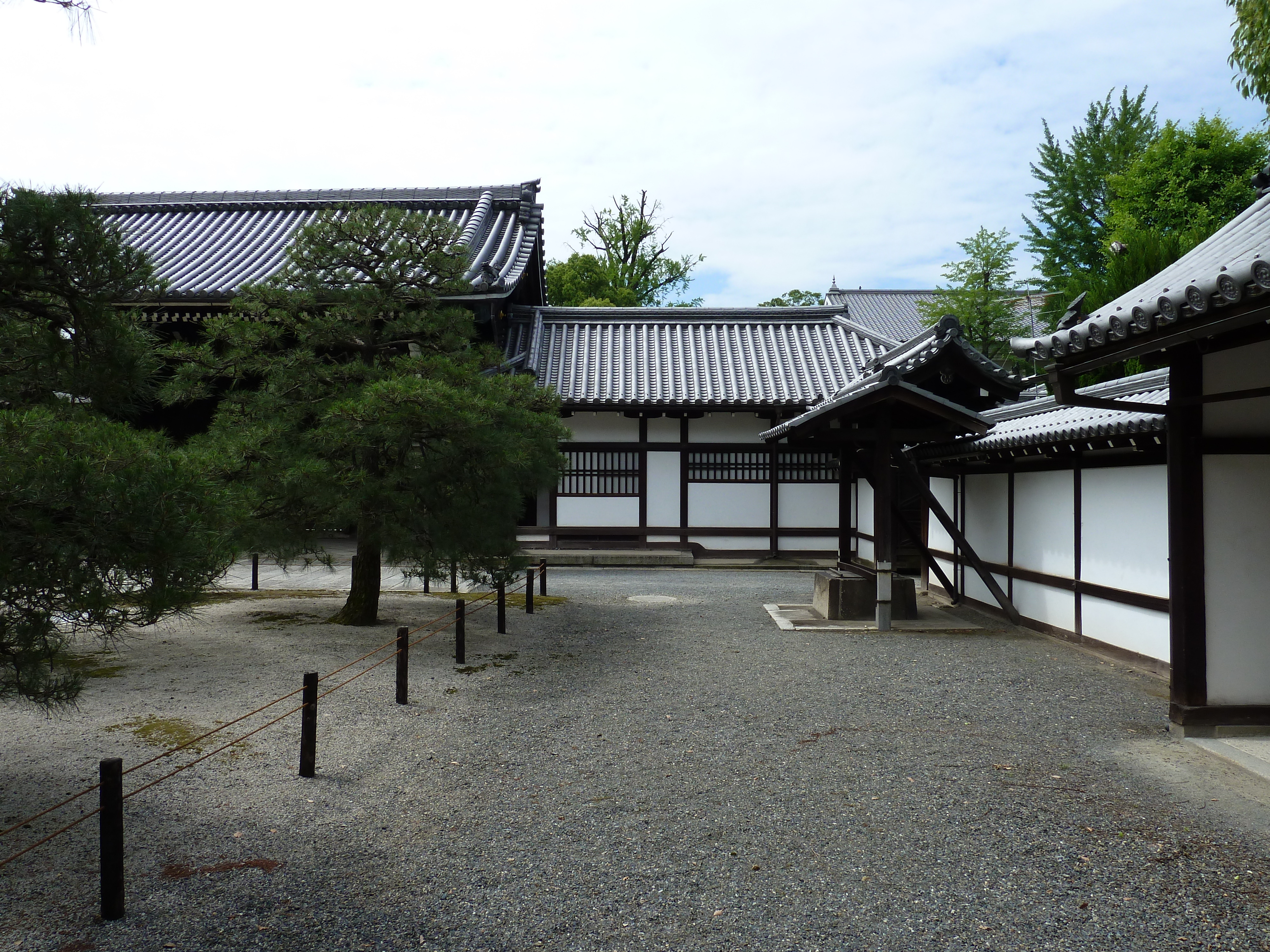 Picture Japan Kyoto Nishi Honganji Temple 2010-06 4 - History Nishi Honganji Temple