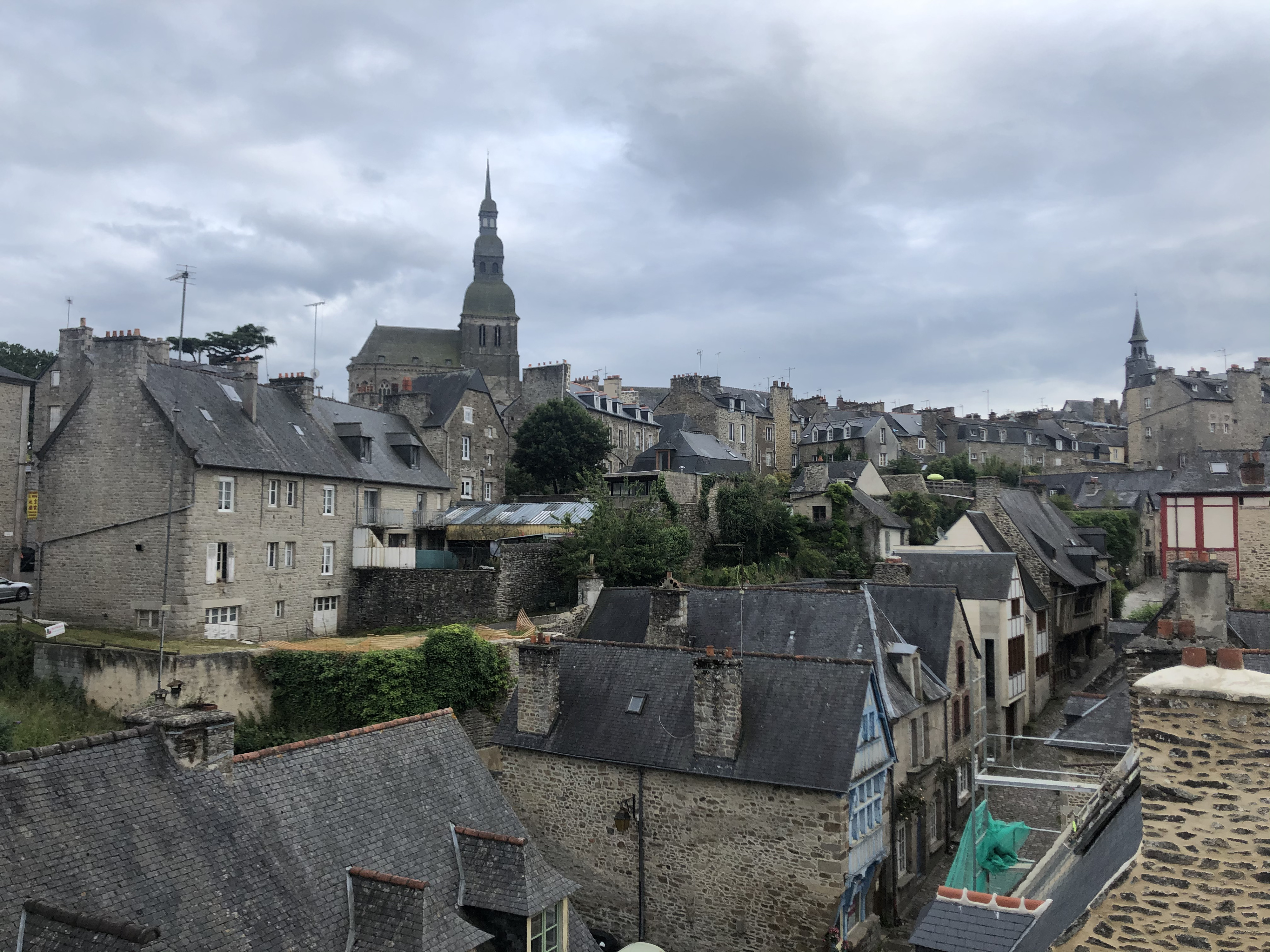 Picture France Dinan 2020-06 45 - Tour Dinan