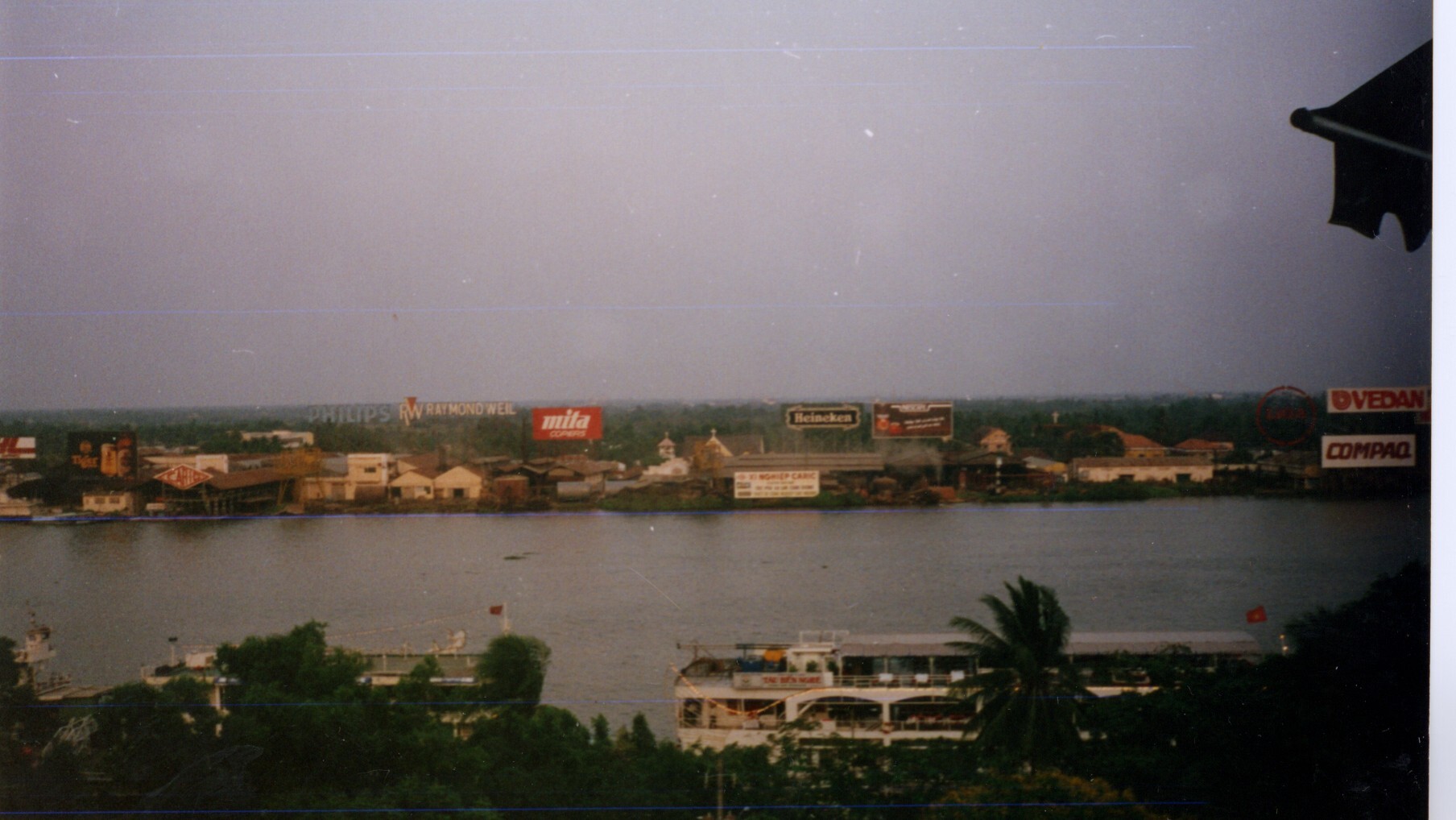 Picture Vietnam 1996-03 55 - Tour Vietnam