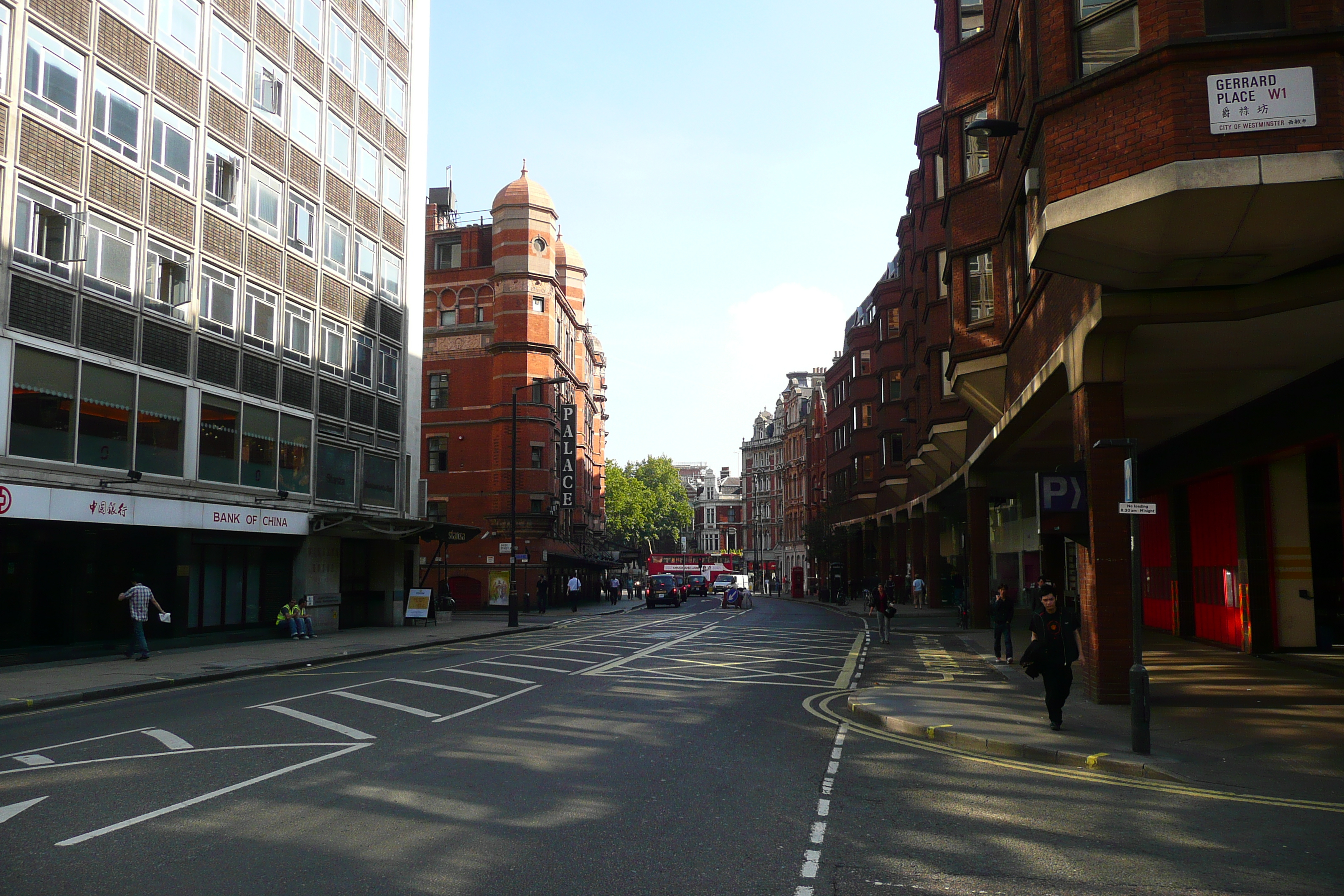 Picture United Kingdom London Shaftesbury Avenue 2007-09 65 - Discovery Shaftesbury Avenue