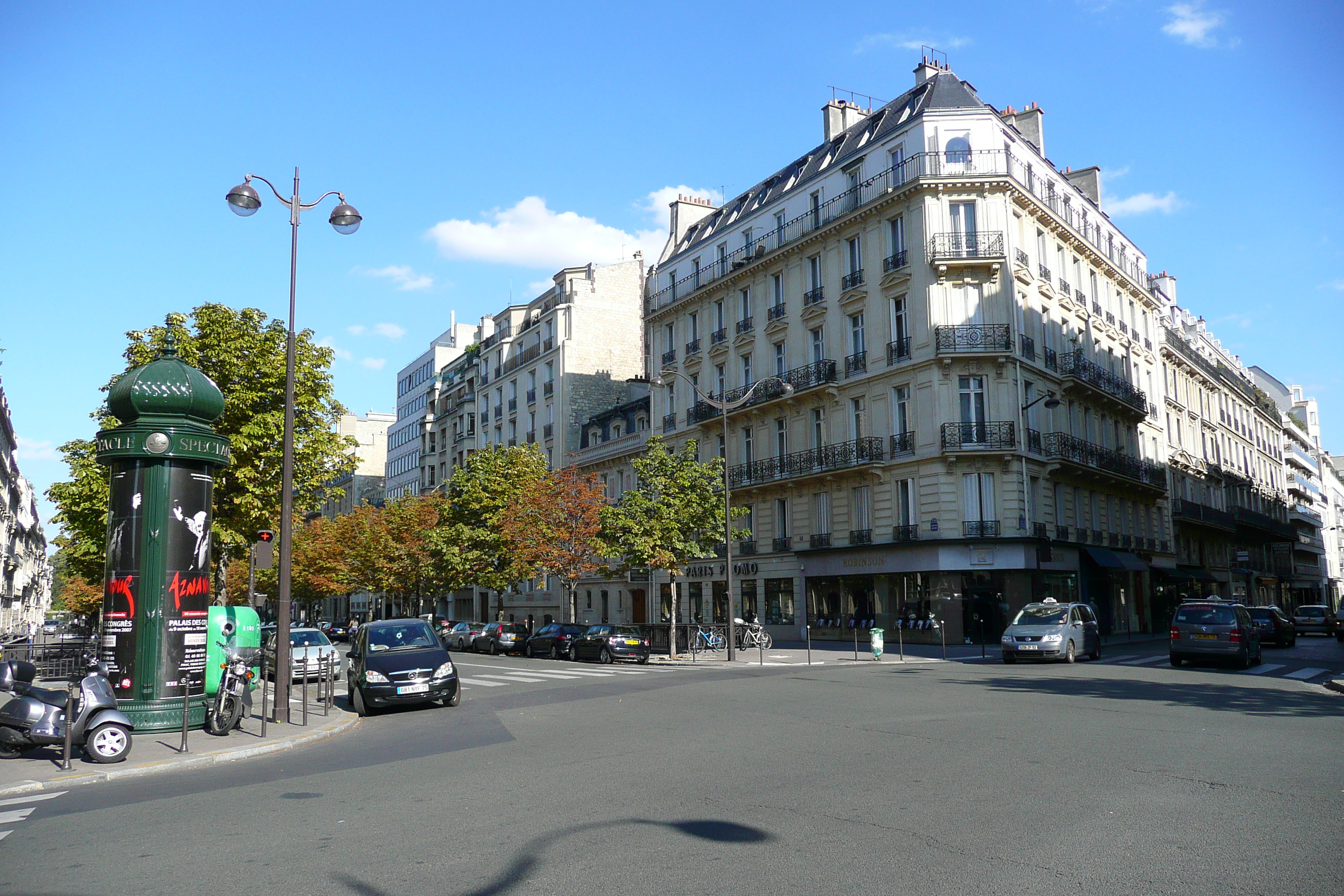 Picture France Paris Avenue Hoche 2007-09 36 - Center Avenue Hoche