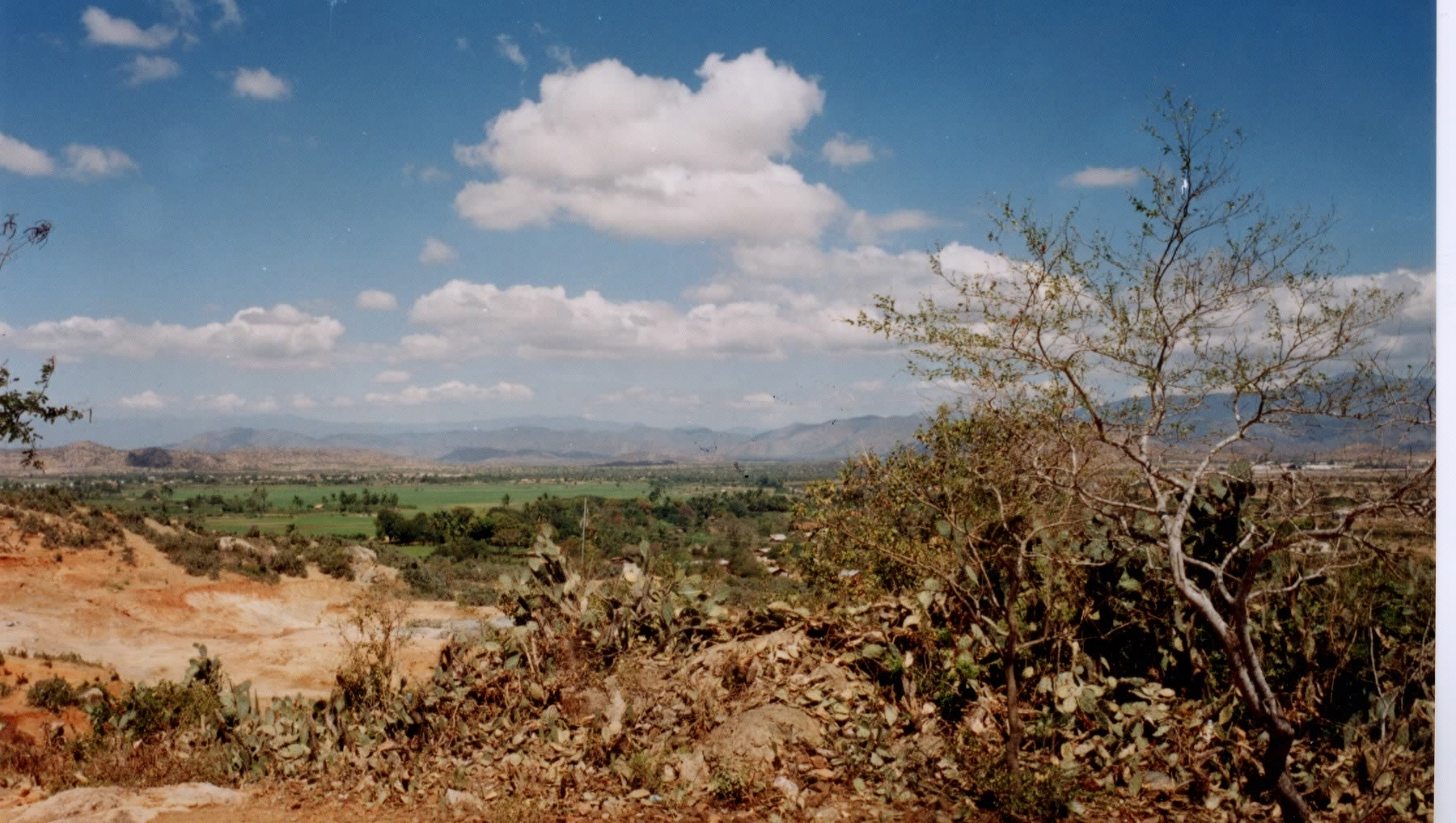 Picture Vietnam Phan Rang 1995-12 1 - Center Phan Rang