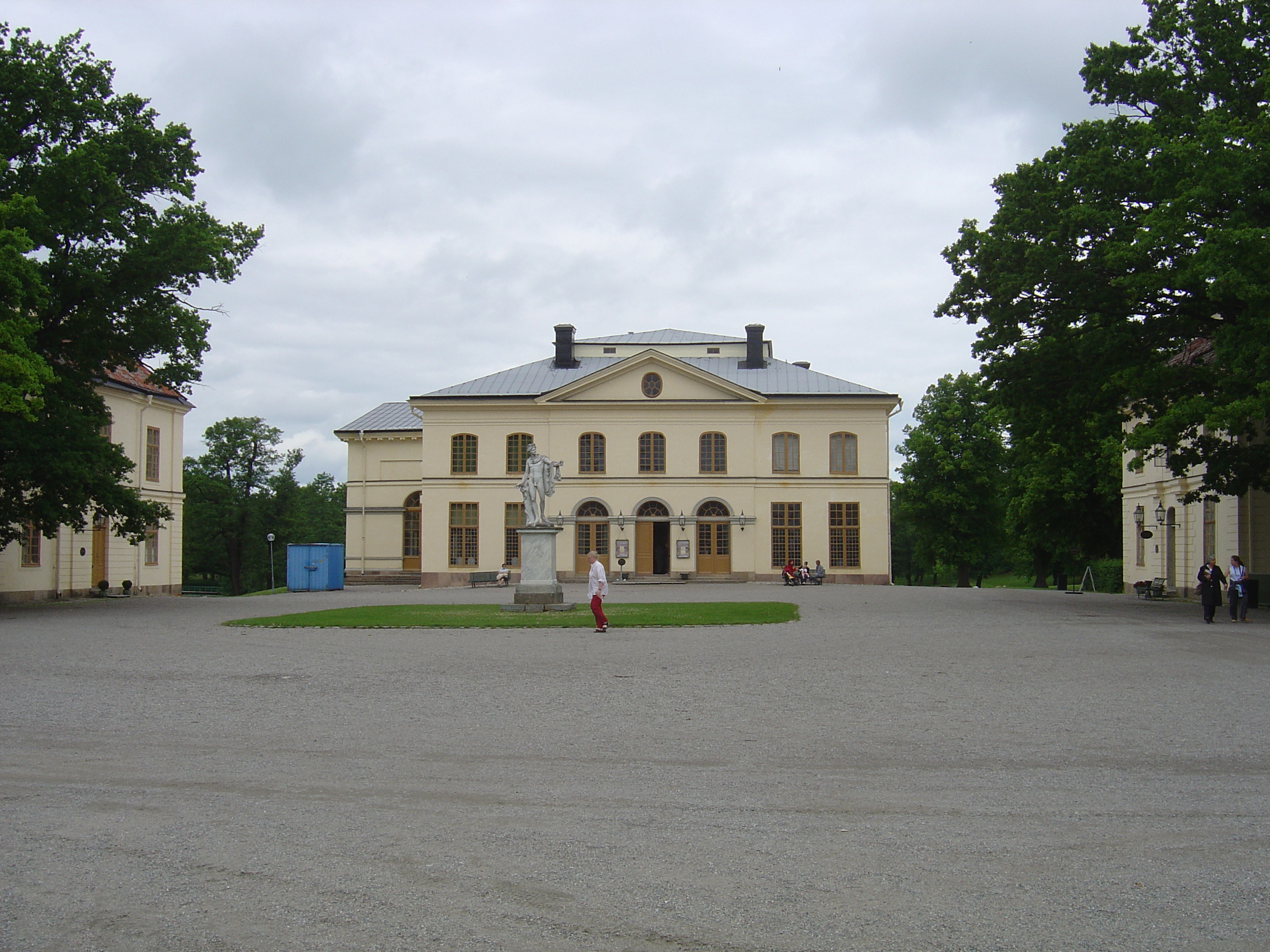 Picture Sweden Drottningholm 2005-06 13 - Center Drottningholm