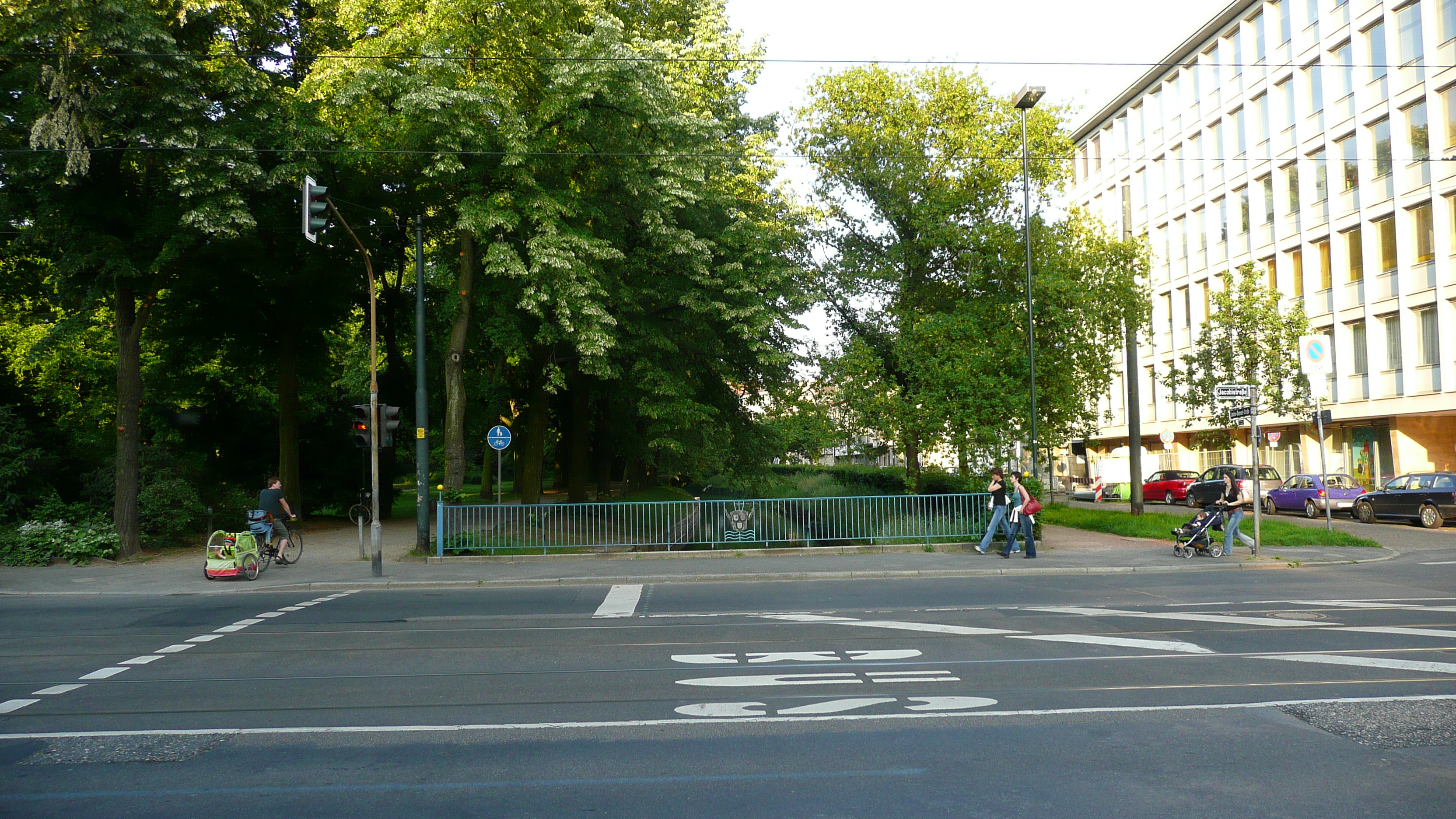 Picture Germany Dusseldorf 2007-05 90 - Around Dusseldorf