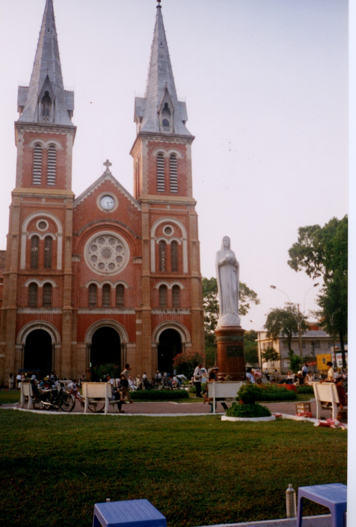 Picture Vietnam 1996-03 61 - Tours Vietnam