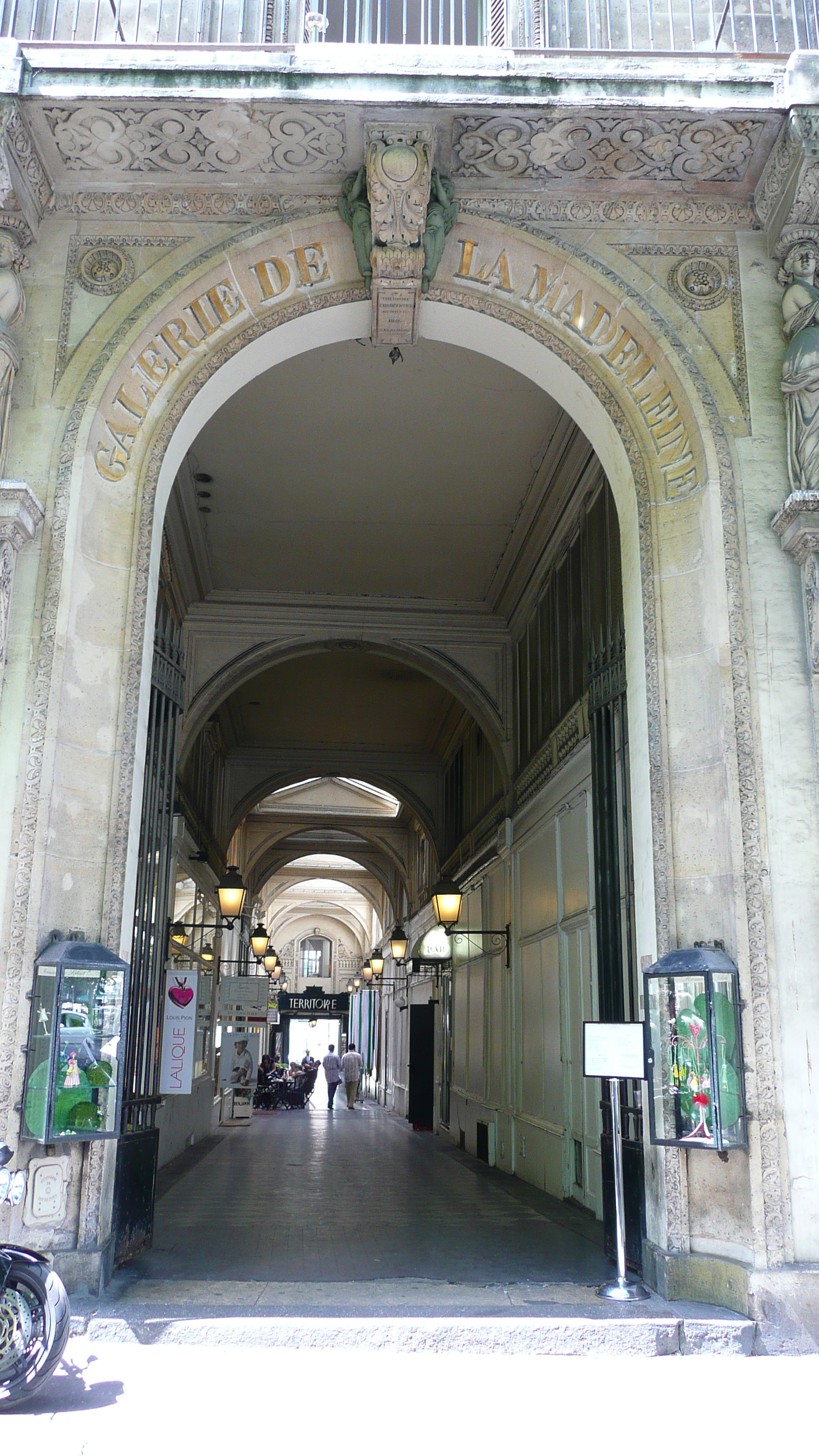 Picture France Paris La Madeleine 2007-05 29 - Tour La Madeleine