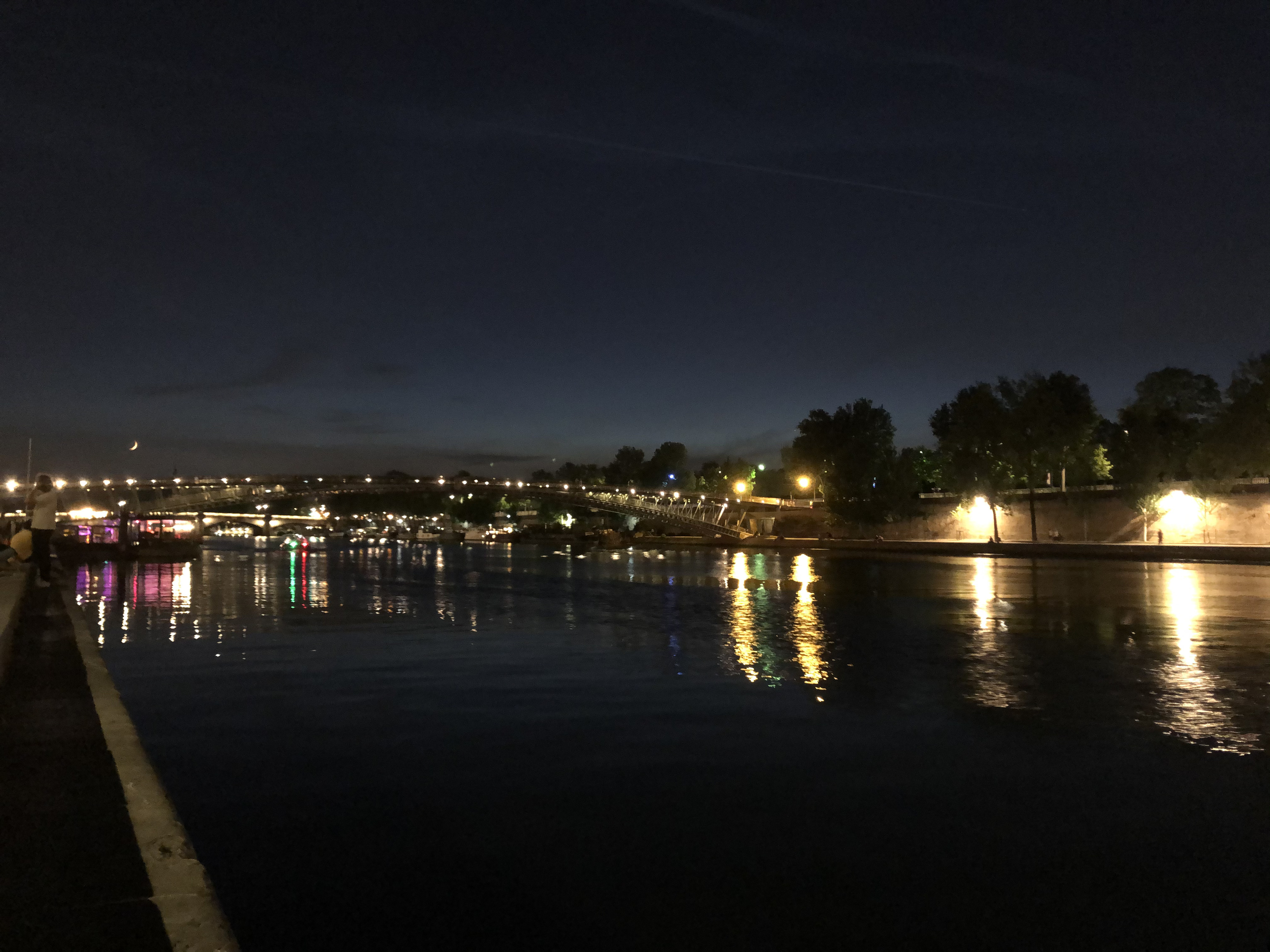 Picture France Paris La seine banks 2020-06 2 - History La seine banks