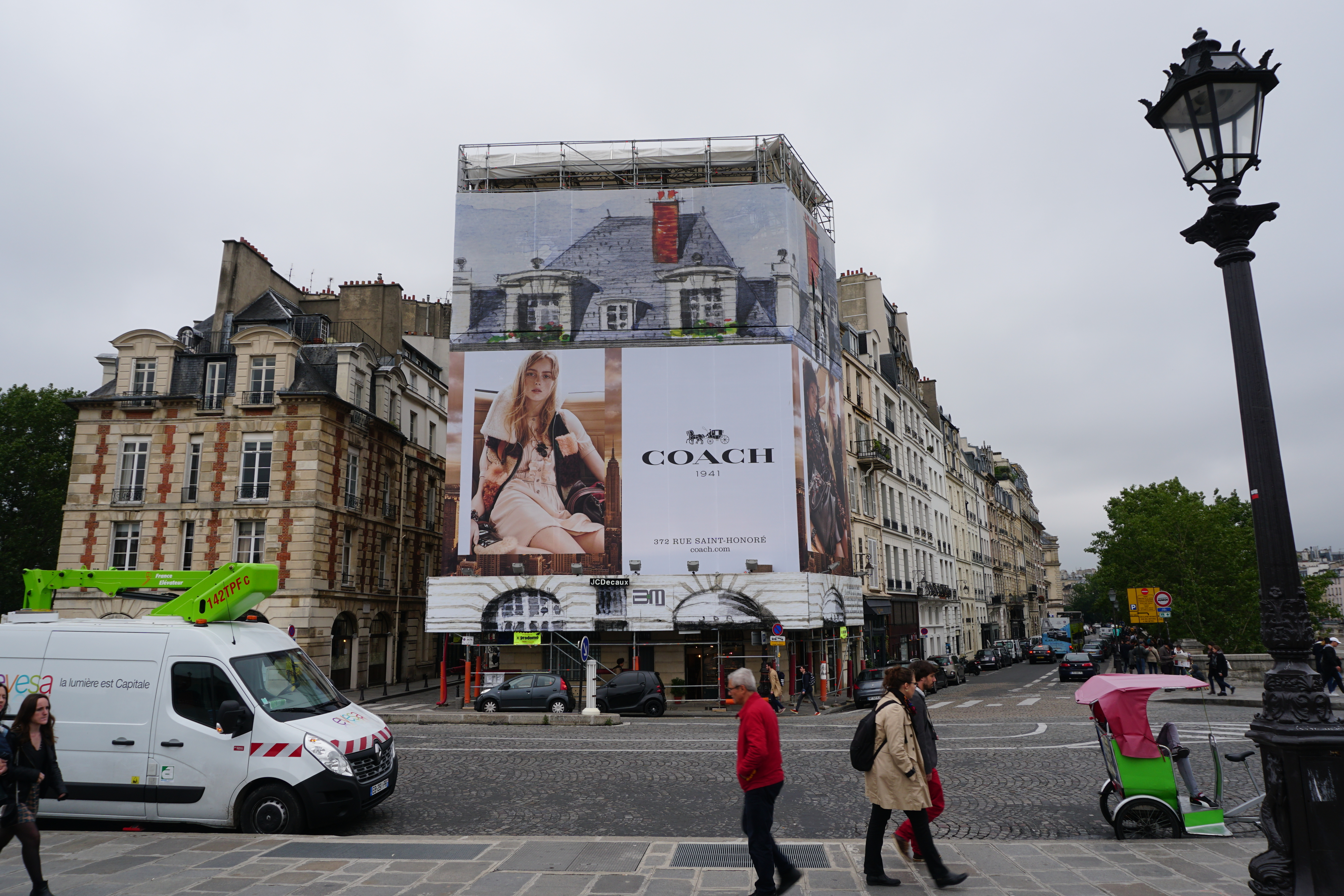 Picture France Paris Seine river 2016-06 6 - Tour Seine river