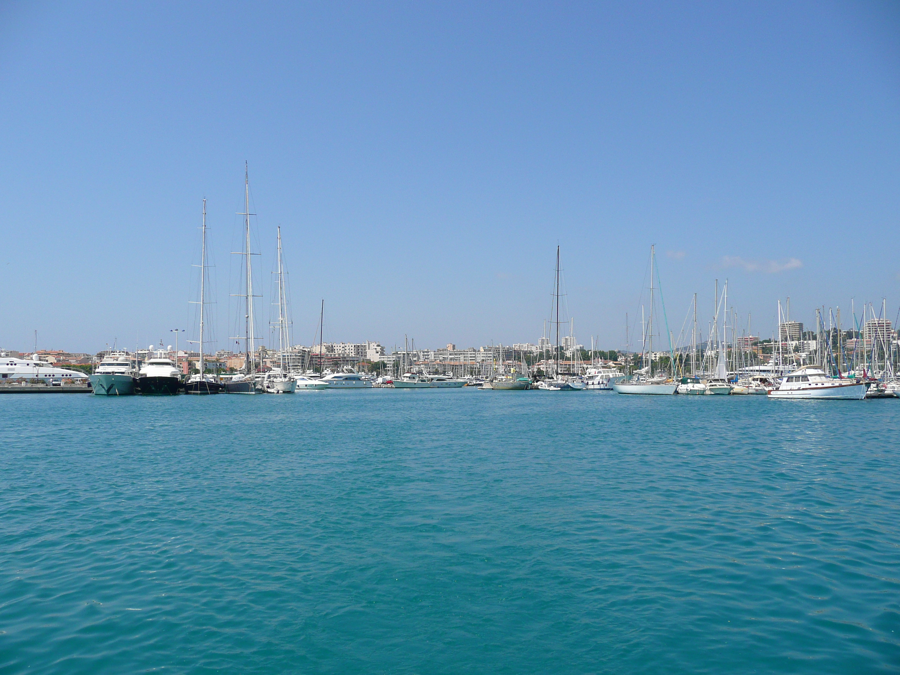 Picture France Antibes Port Vauban 2007-07 25 - Tour Port Vauban