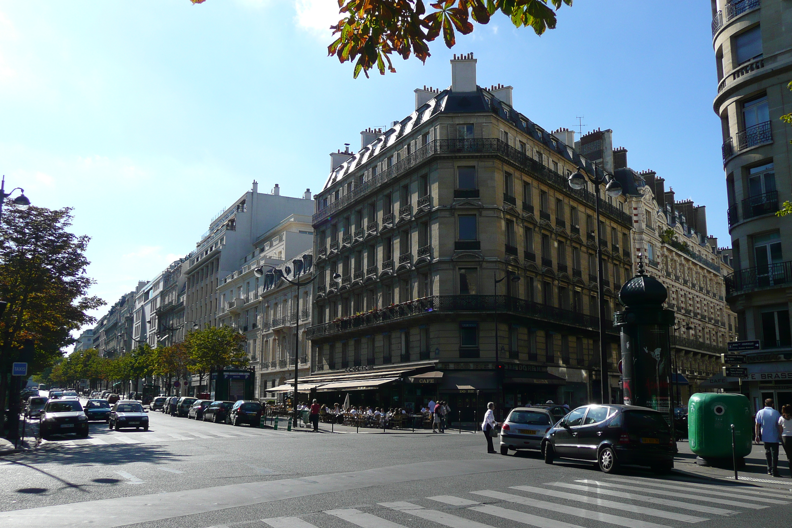 Picture France Paris Avenue Hoche 2007-09 19 - Center Avenue Hoche