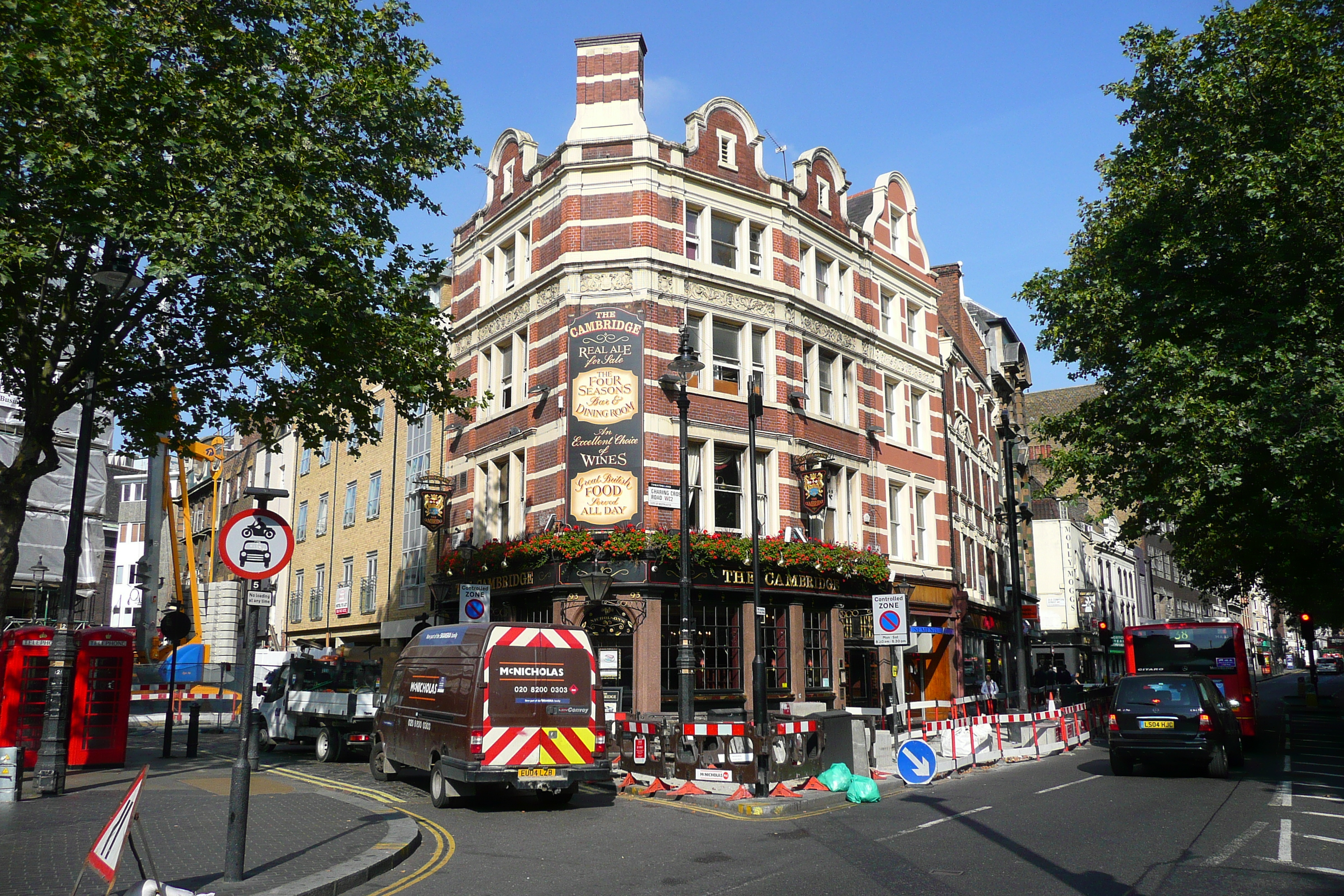 Picture United Kingdom London Shaftesbury Avenue 2007-09 77 - Recreation Shaftesbury Avenue