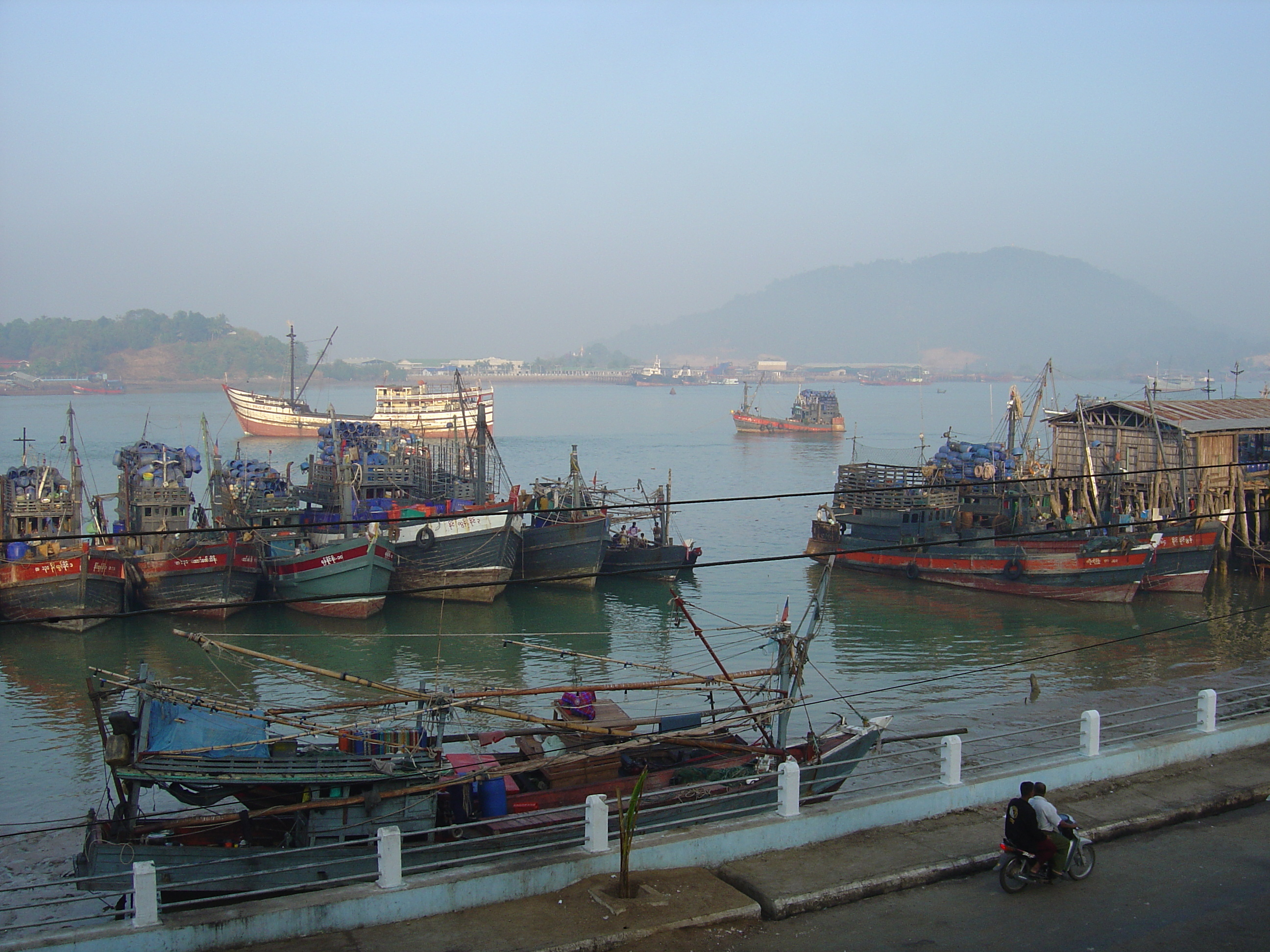 Picture Myanmar Myeik (Mergui) 2005-01 161 - Journey Myeik (Mergui)